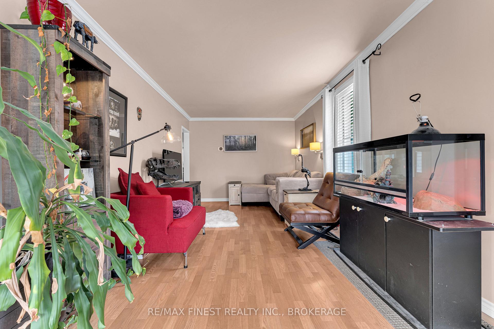 Photo 12 of 270 Patrick Street, Kingston, East of Sir John A. Blvd — HOMEH