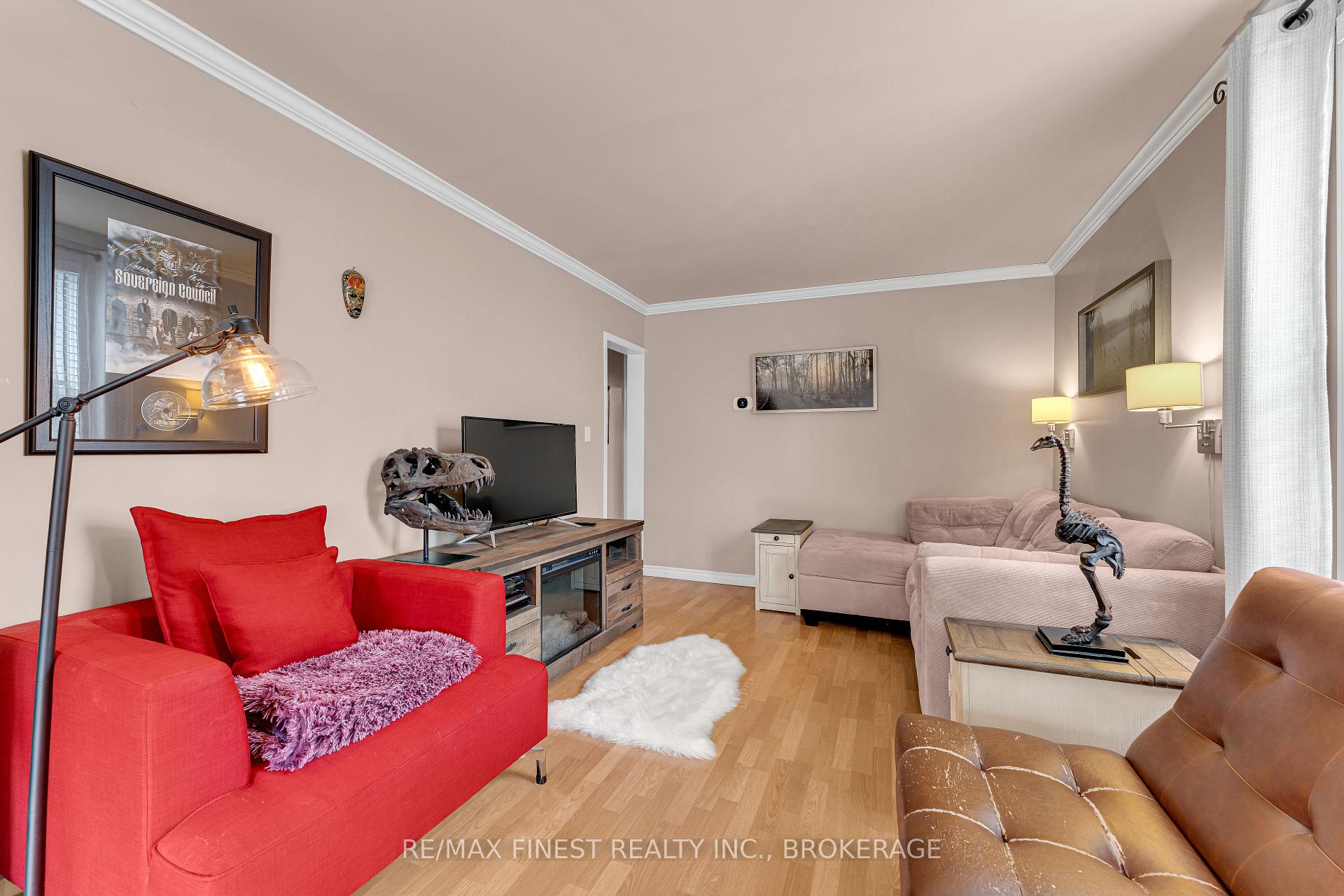 Photo 14 of 270 Patrick Street, Kingston, East of Sir John A. Blvd — HOMEH