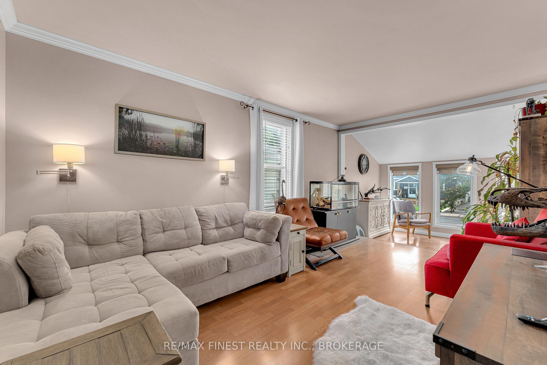 Photo 15 of 270 Patrick Street, Kingston, East of Sir John A. Blvd — HOMEH