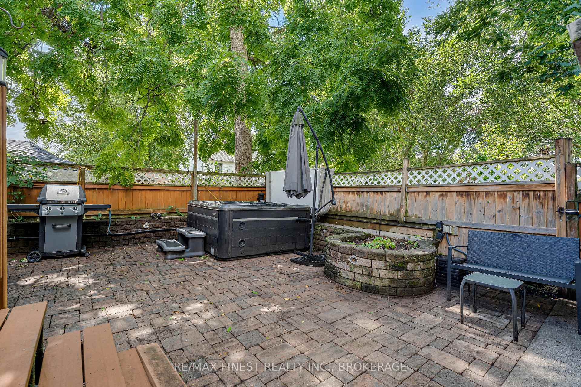 Photo 31 of 270 Patrick Street, Kingston, East of Sir John A. Blvd — HOMEH