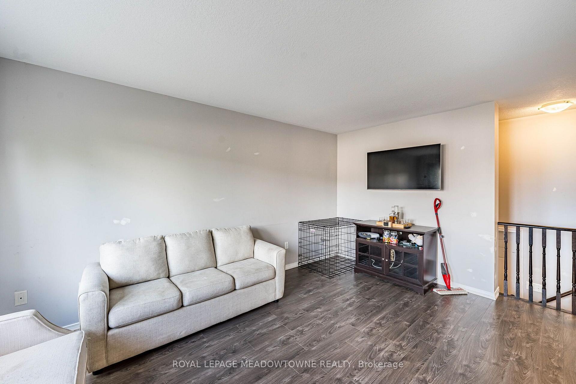 Photo 14 of 157 Powell Road, Brantford, Empire — HOMEH