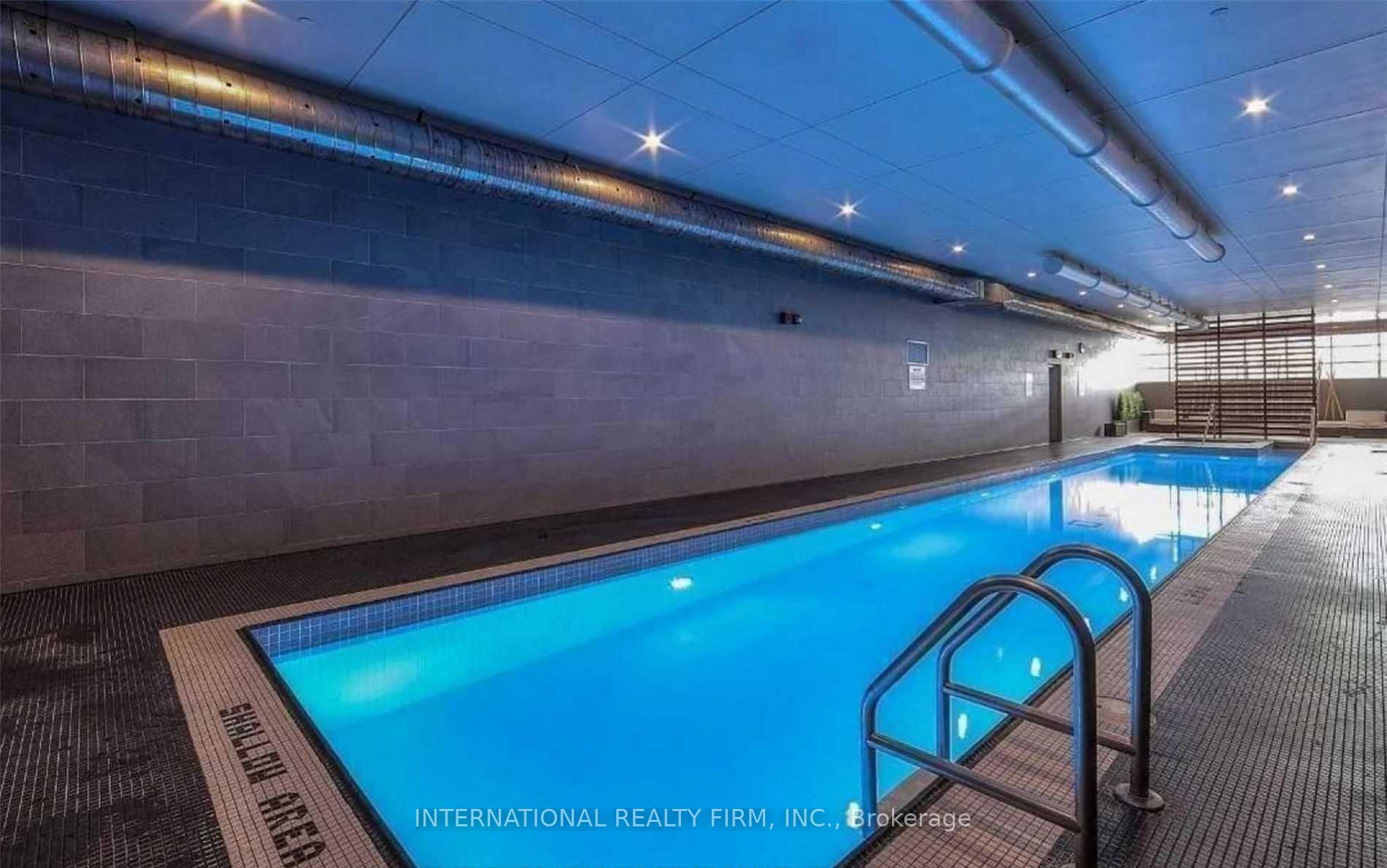 Photo 10 of Unit 3503, 15 Iceboat Terrace, Toronto, Waterfront Communities — HOMEH