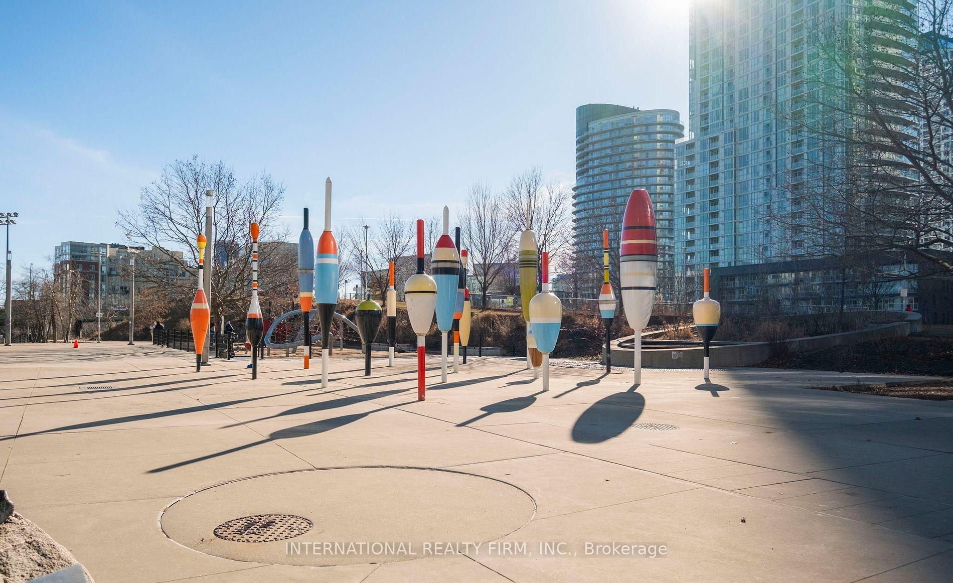 Photo 12 of Unit 3503, 15 Iceboat Terrace, Toronto, Waterfront Communities — HOMEH