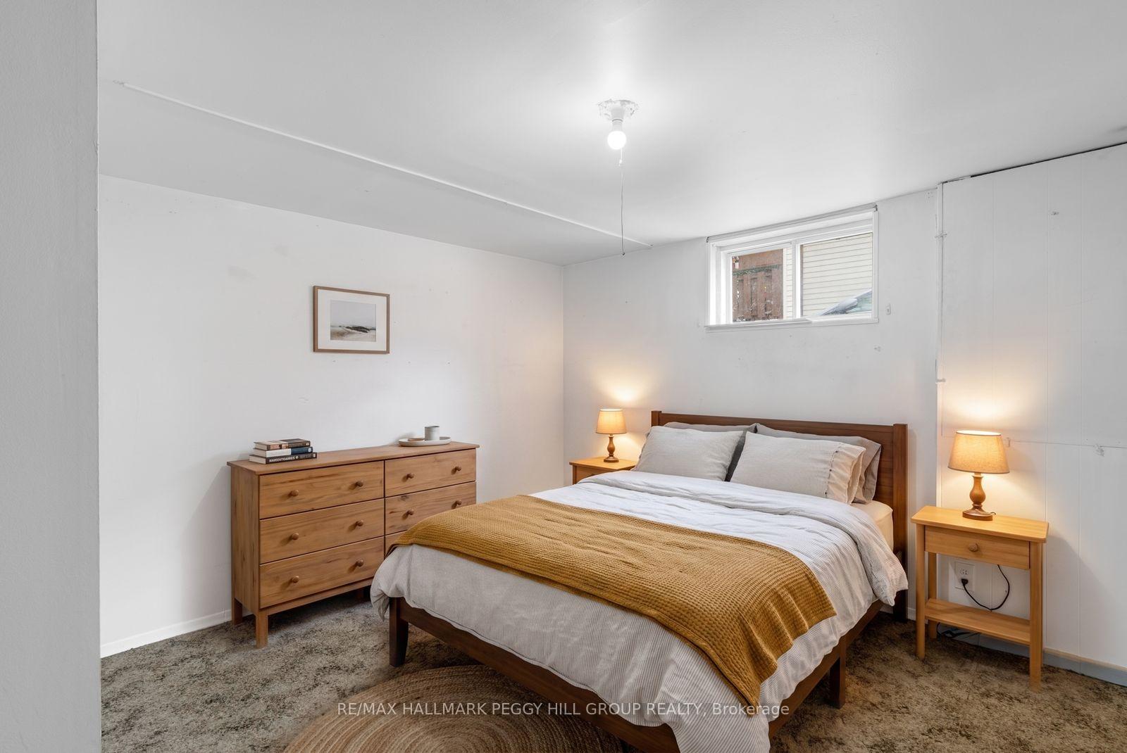 Photo 10 of 857 Birchwood Drive, Midland — HOMEH