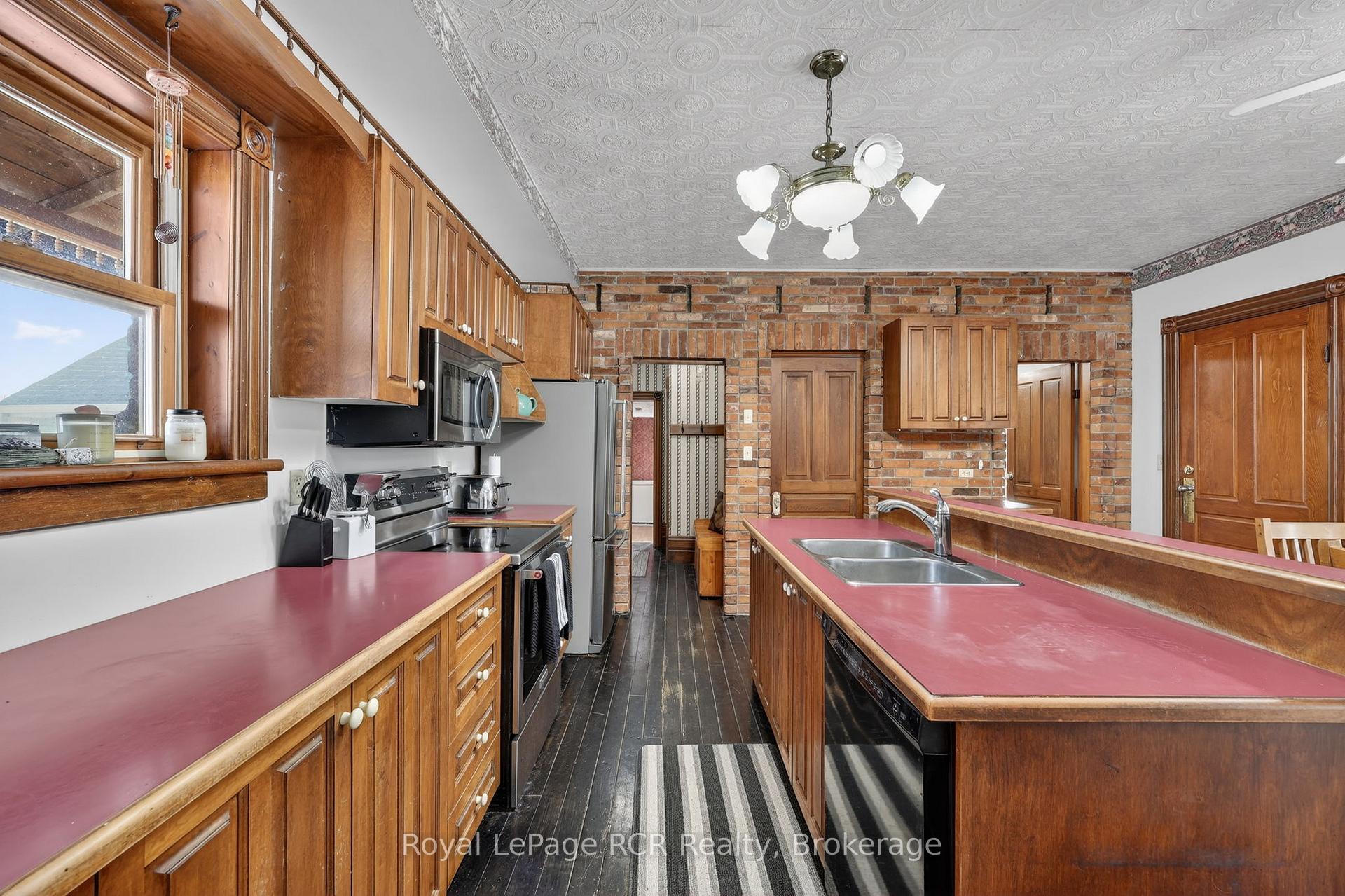 Photo 9 of 2553 County Road 42, Clearview, Rural Clearview — HOMEH