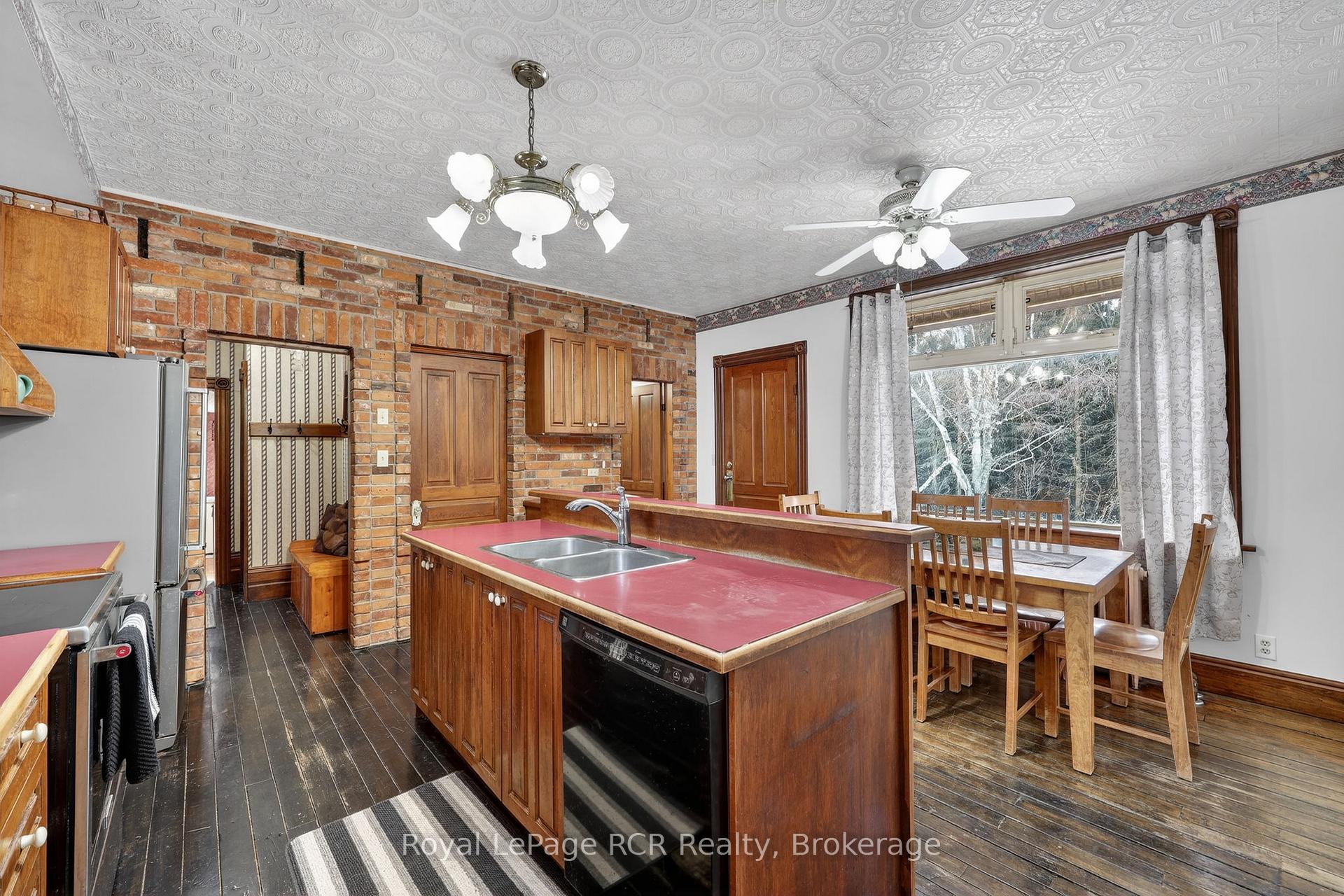 Photo 10 of 2553 County Road 42, Clearview, Rural Clearview — HOMEH