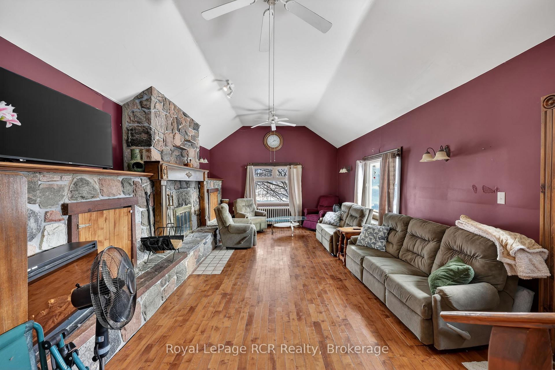 Photo 17 of 2553 County Road 42, Clearview, Rural Clearview — HOMEH