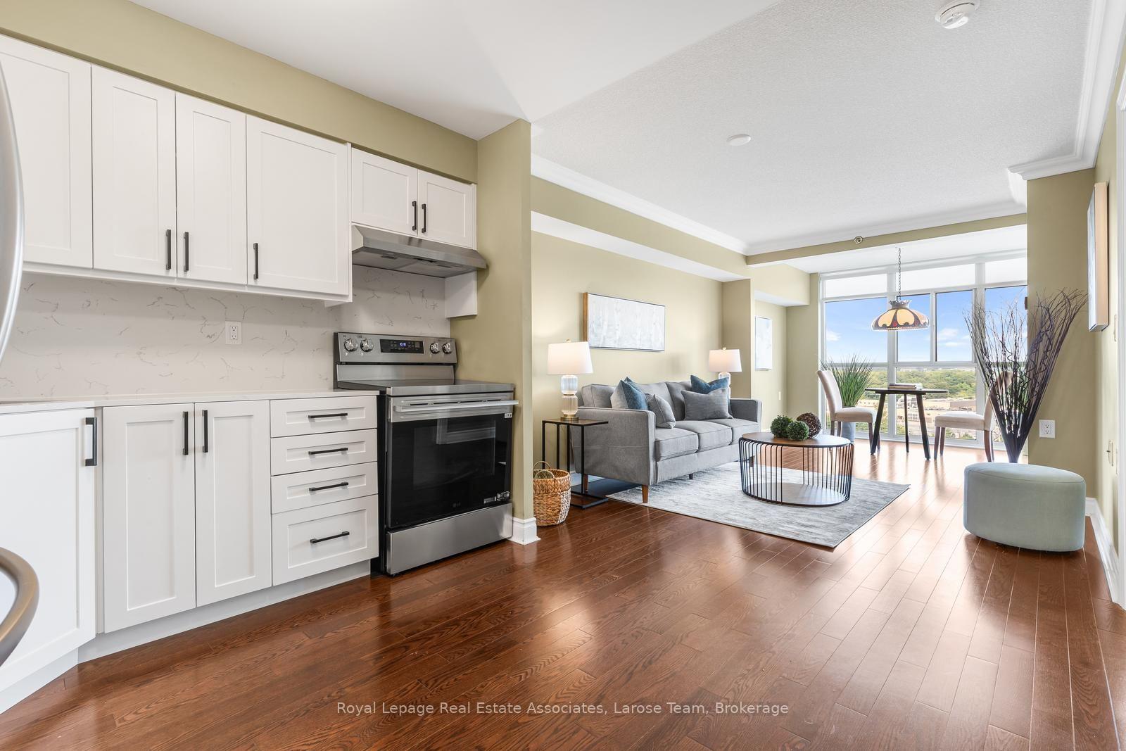Photo 2 of Unit 1607, 3 Marine Parade Drive, Etobicoke, Mimico — HOMEH