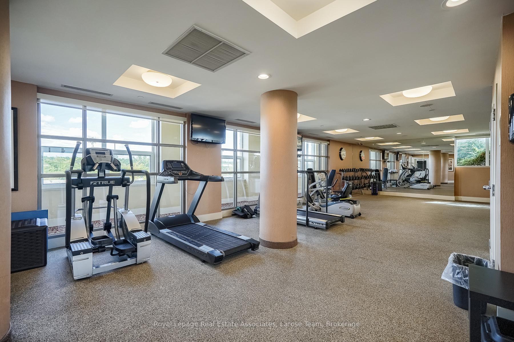 Photo 17 of Unit 1607, 3 Marine Parade Drive, Etobicoke, Mimico — HOMEH