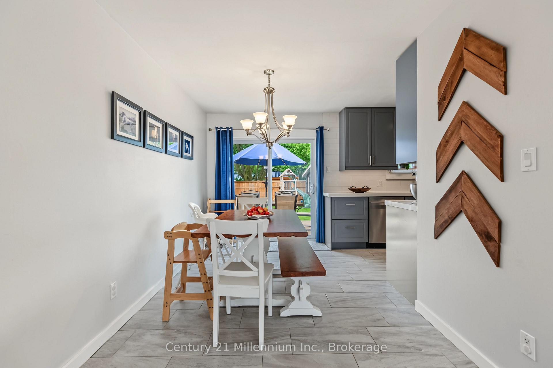 Photo 14 of 553 Spruce Street, Collingwood — HOMEH