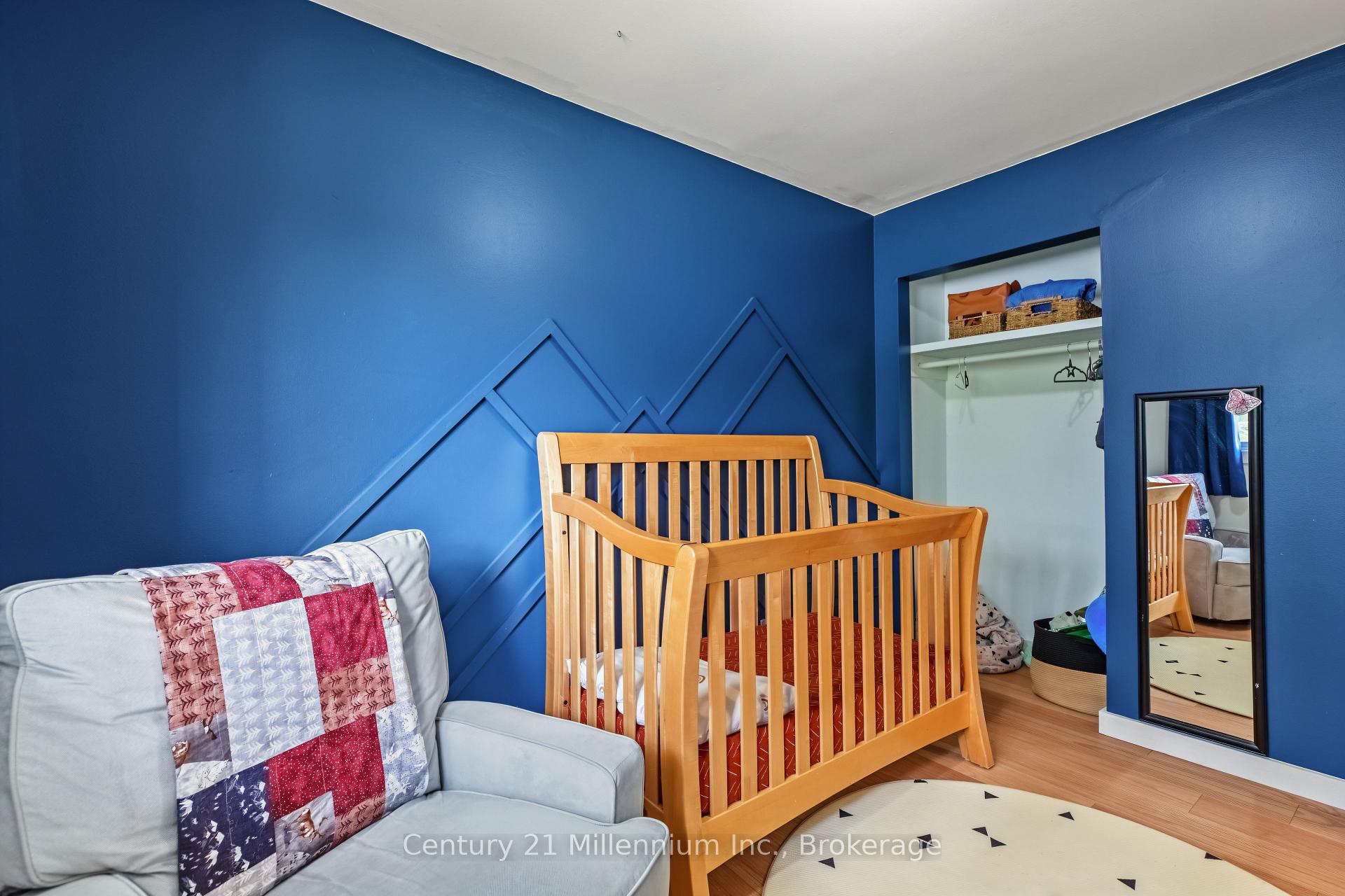 Photo 27 of 553 Spruce Street, Collingwood — HOMEH