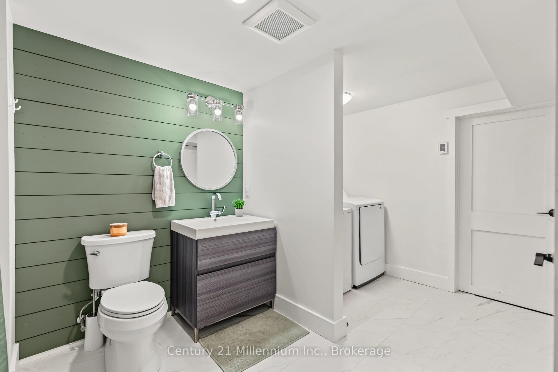 Photo 34 of 553 Spruce Street, Collingwood — HOMEH