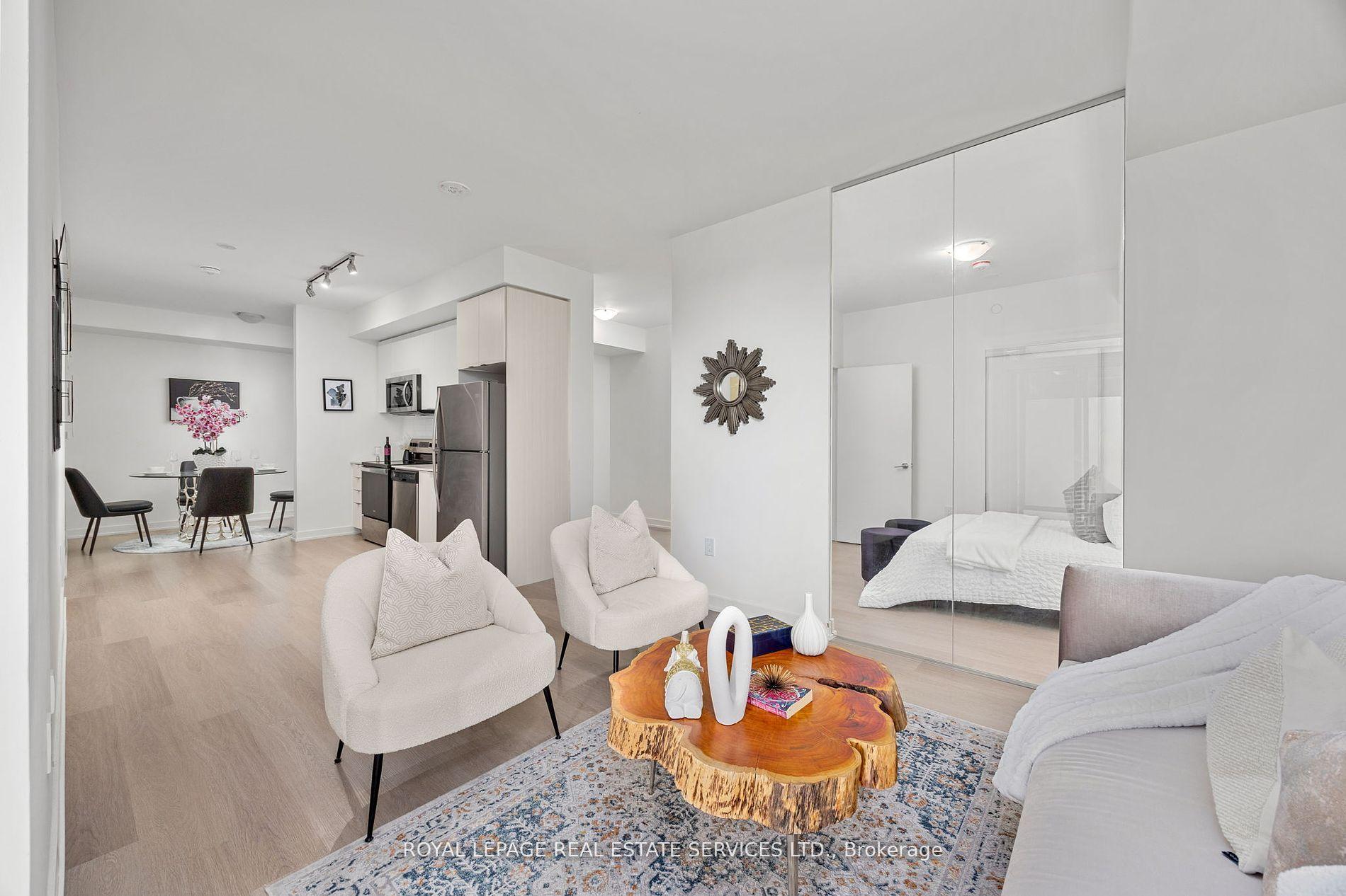 Photo 5 of Unit 608, 859 The Queensway, Etobicoke, Stonegate-Queensway — HOMEH