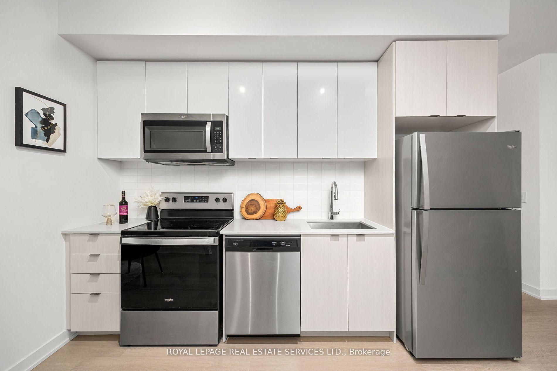 Photo 8 of Unit 608, 859 The Queensway, Etobicoke, Stonegate-Queensway — HOMEH