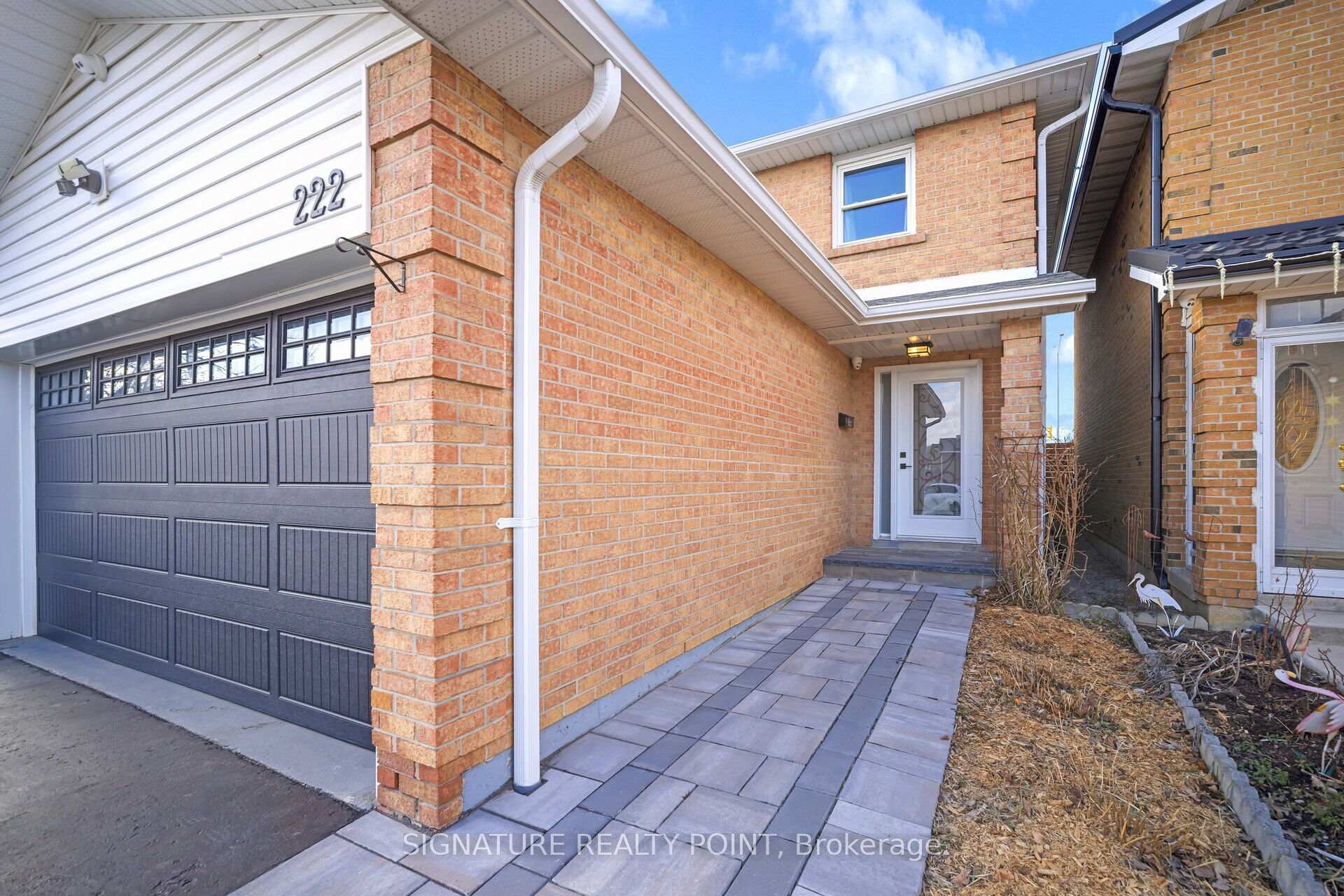 Photo 2 of 222 Simmons Boulevard, Brampton, Madoc — HOMEH