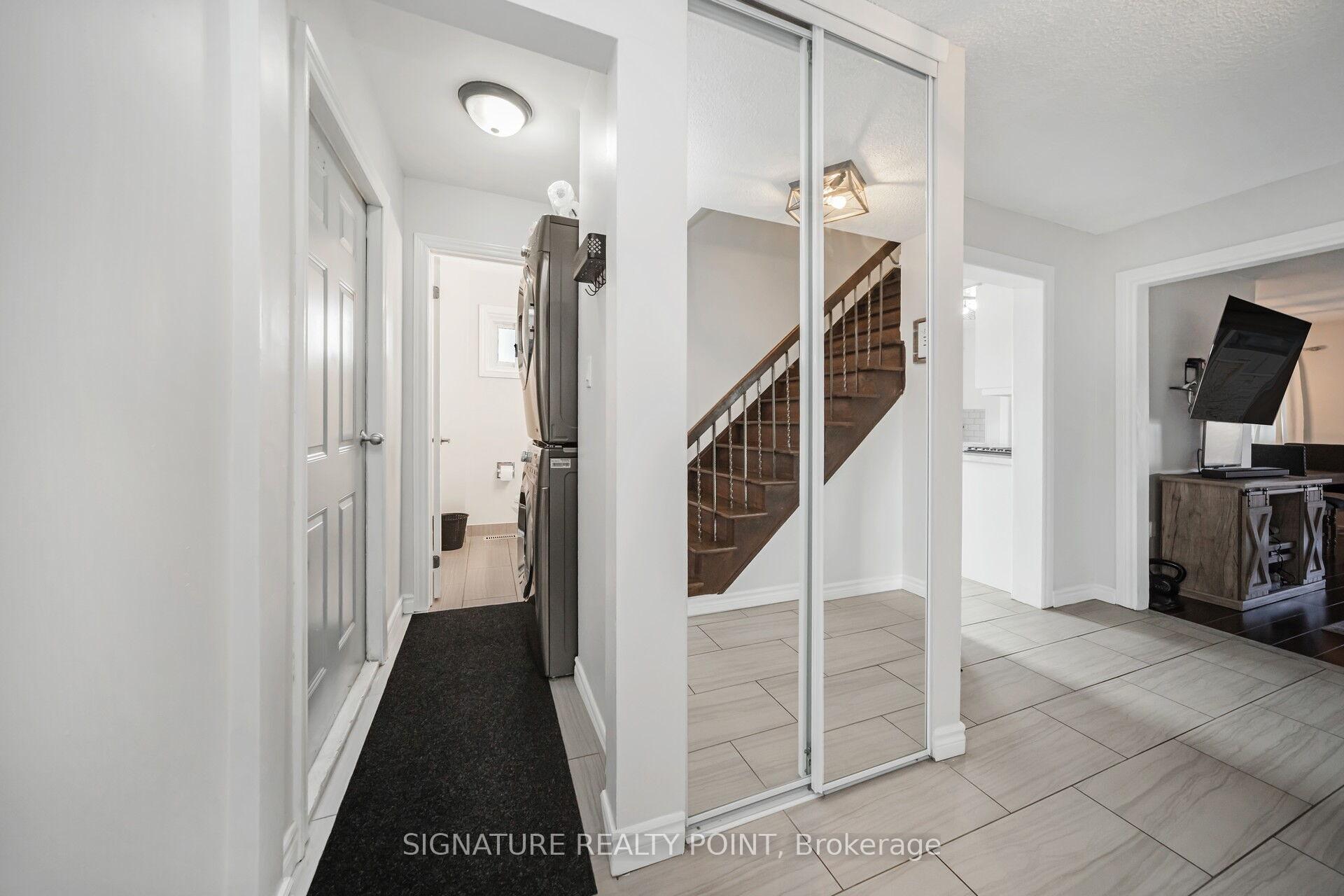 Photo 5 of 222 Simmons Boulevard, Brampton, Madoc — HOMEH