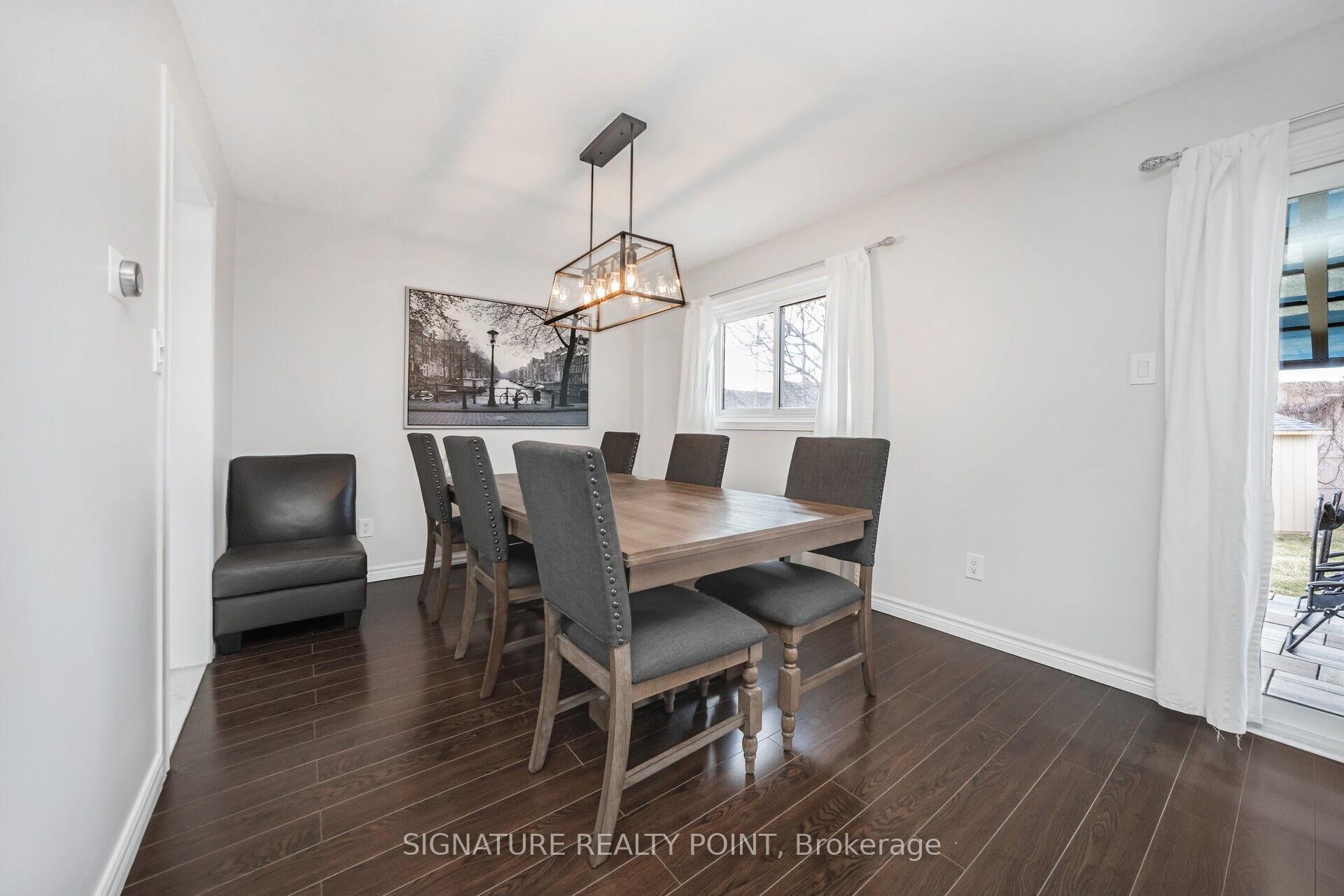 Photo 16 of 222 Simmons Boulevard, Brampton, Madoc — HOMEH