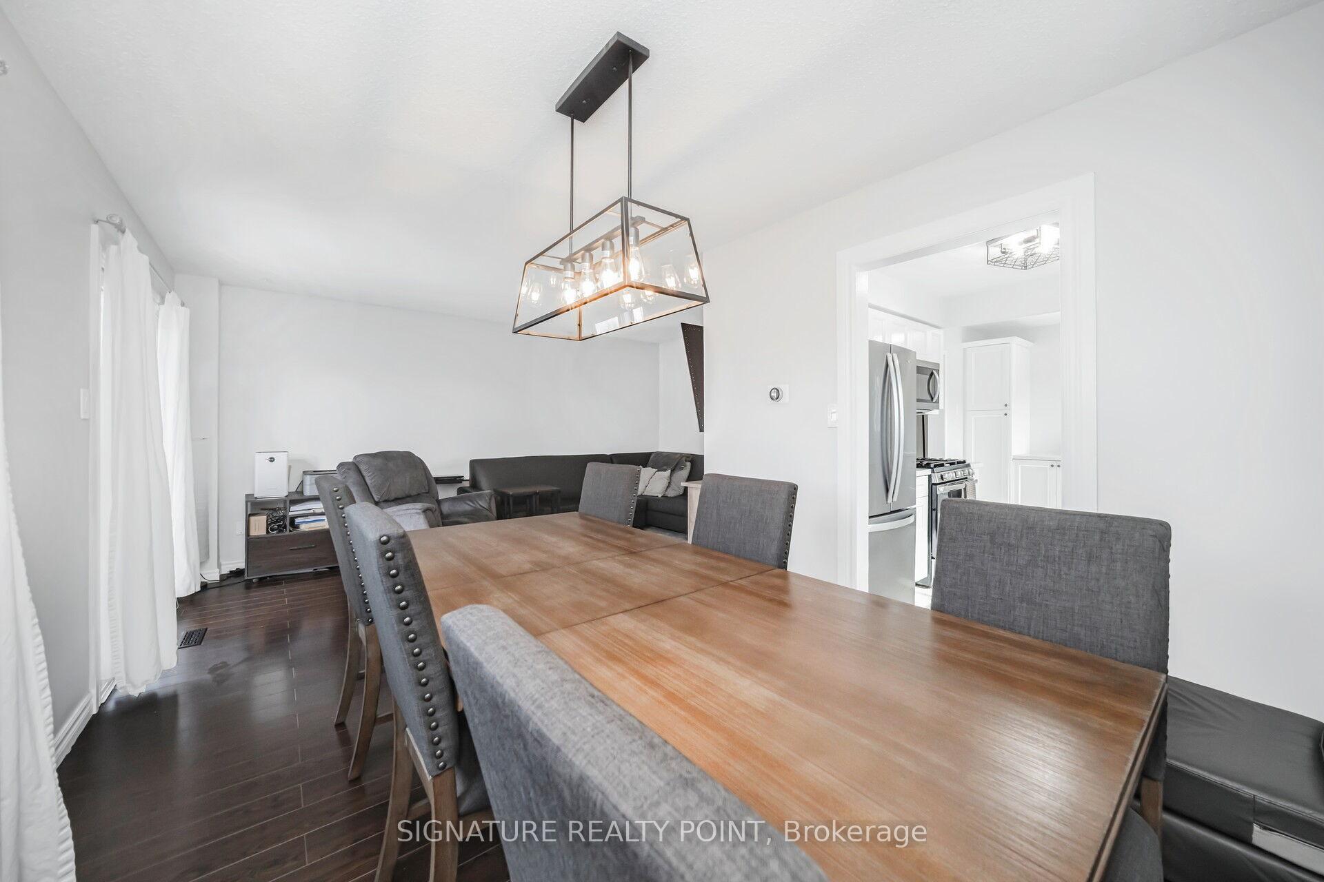 Photo 18 of 222 Simmons Boulevard, Brampton, Madoc — HOMEH