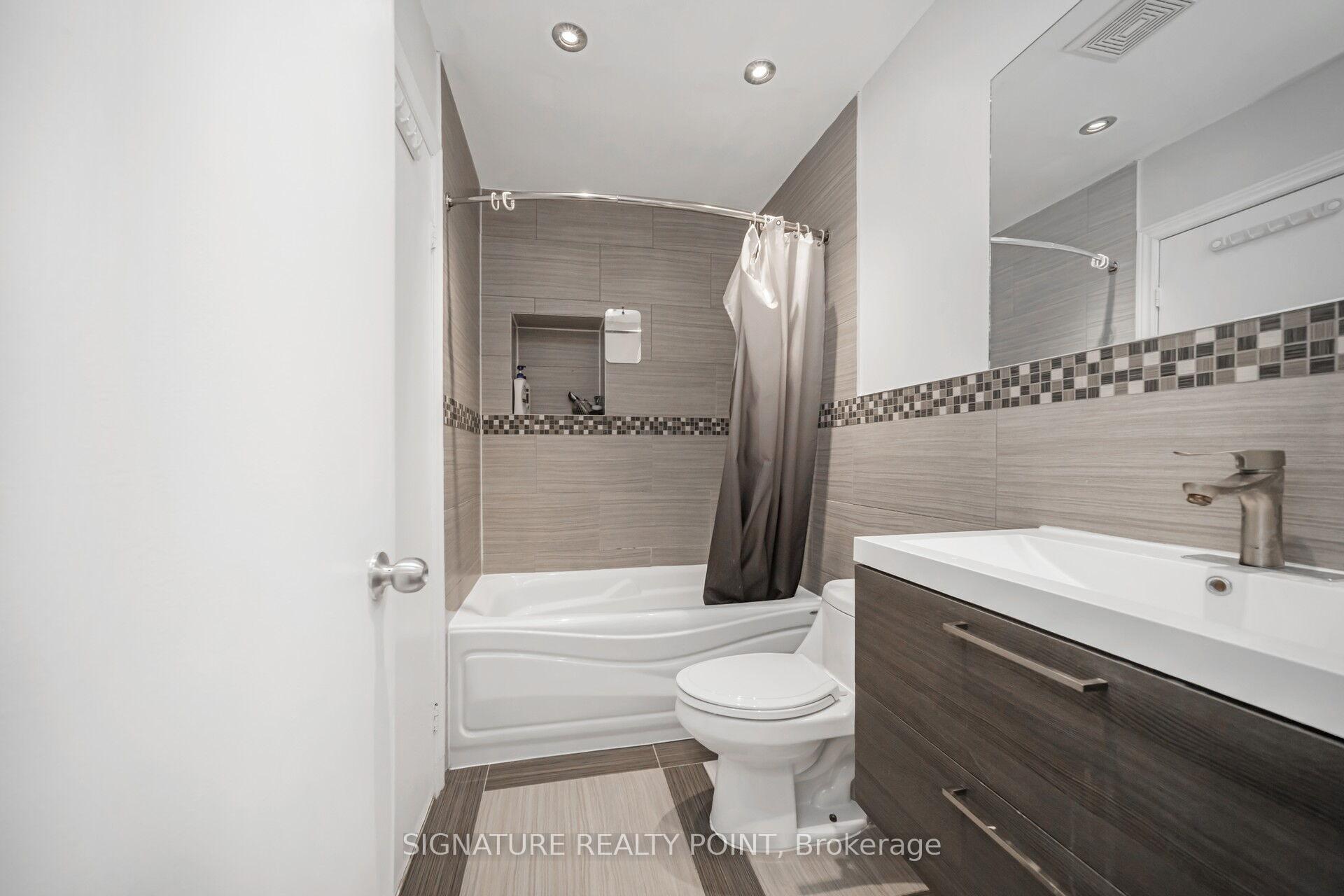 Photo 28 of 222 Simmons Boulevard, Brampton, Madoc — HOMEH