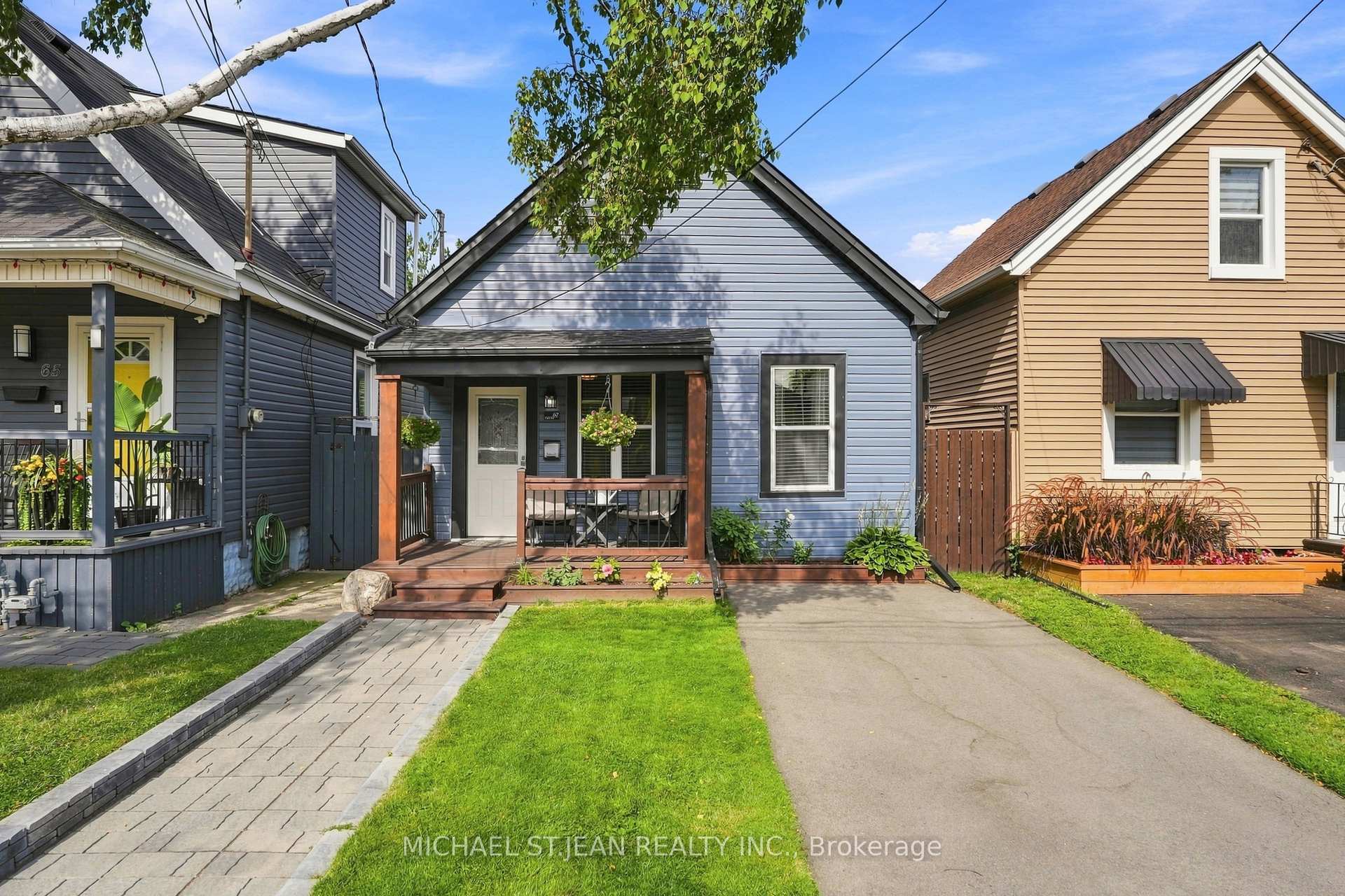 Photo 3 of 67 Robins Avenue, Hamilton, Crown Point — HOMEH