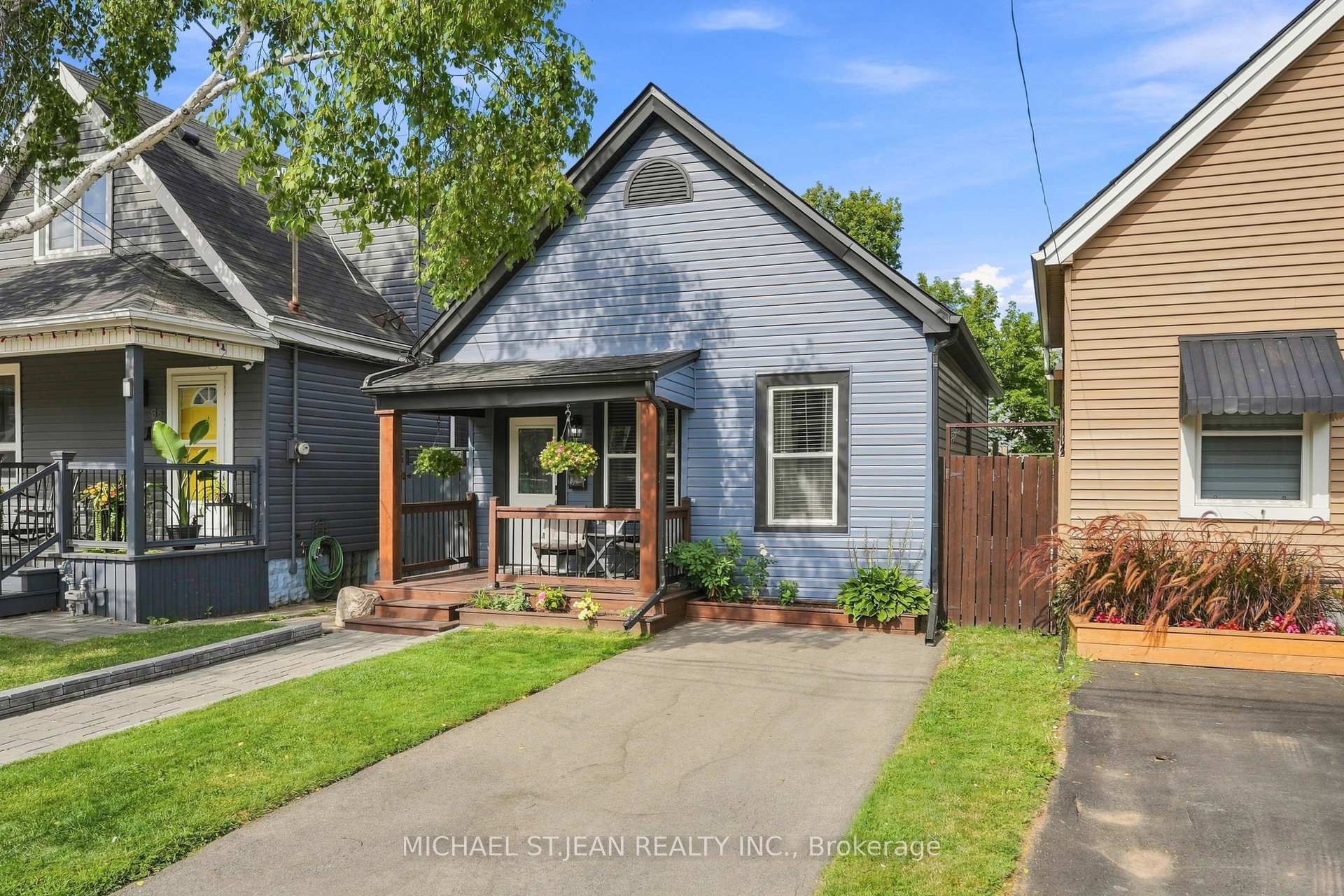 Photo 5 of 67 Robins Avenue, Hamilton, Crown Point — HOMEH