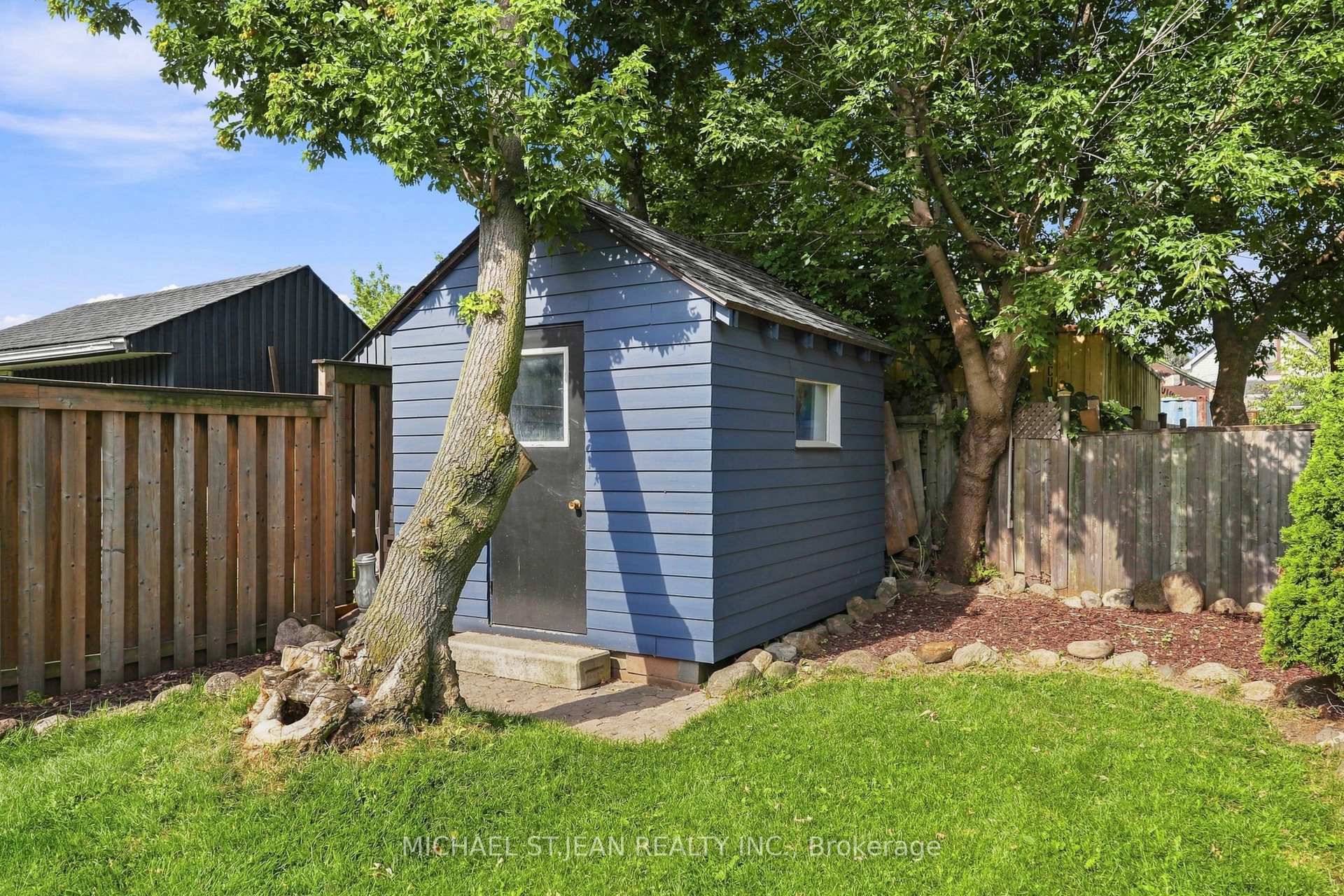 Photo 44 of 67 Robins Avenue, Hamilton, Crown Point — HOMEH