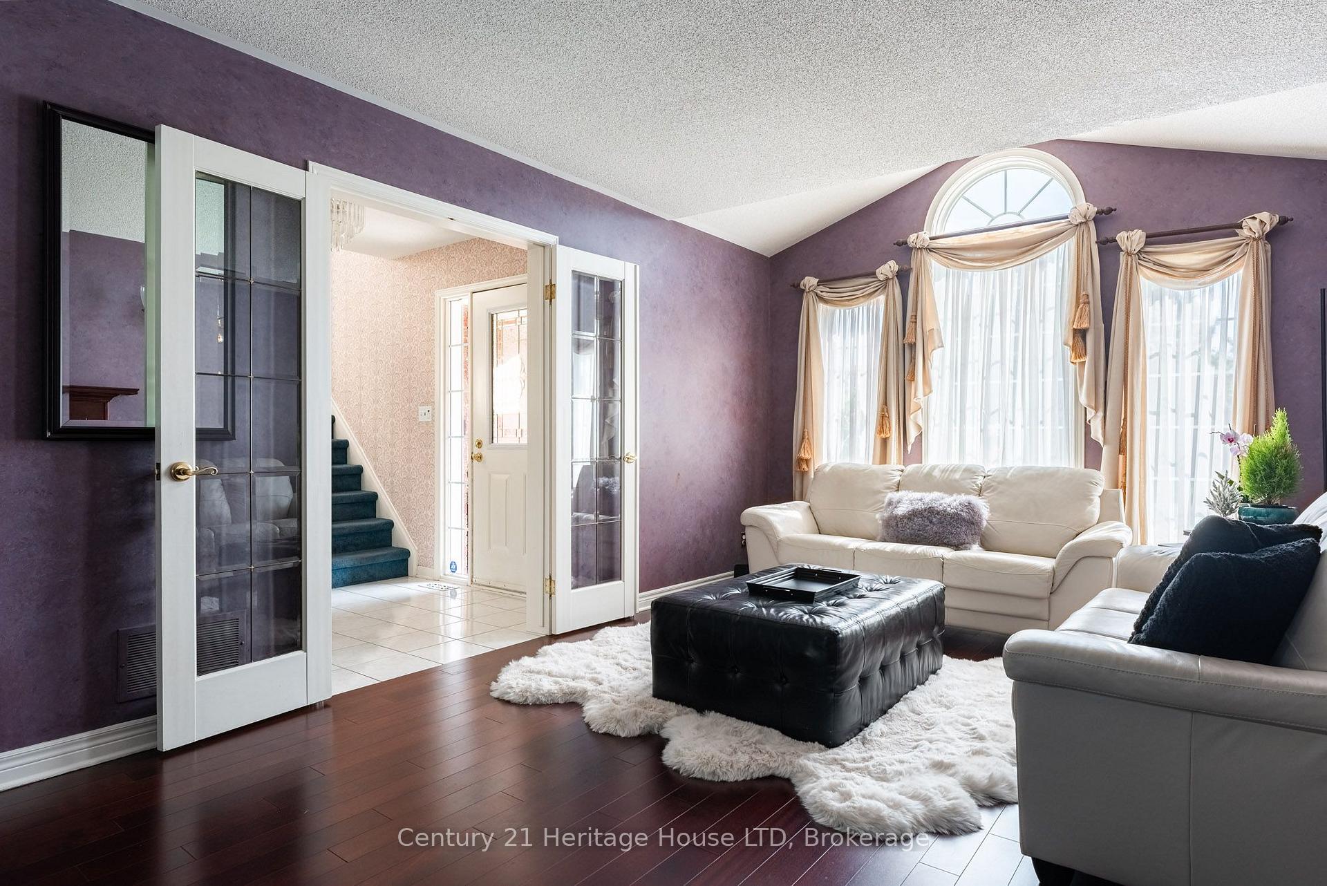 Photo 5 of 52 Farris Avenue, St. Catharines, Rykert/Vansickle — HOMEH