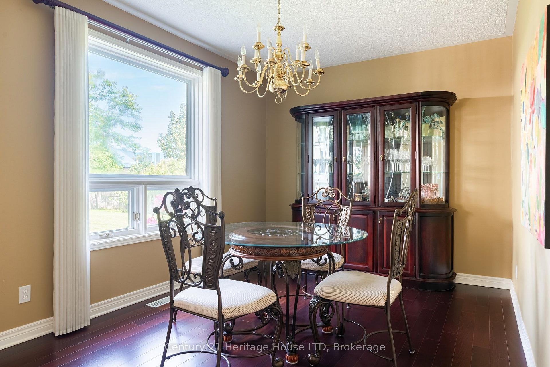 Photo 18 of 52 Farris Avenue, St. Catharines, Rykert/Vansickle — HOMEH