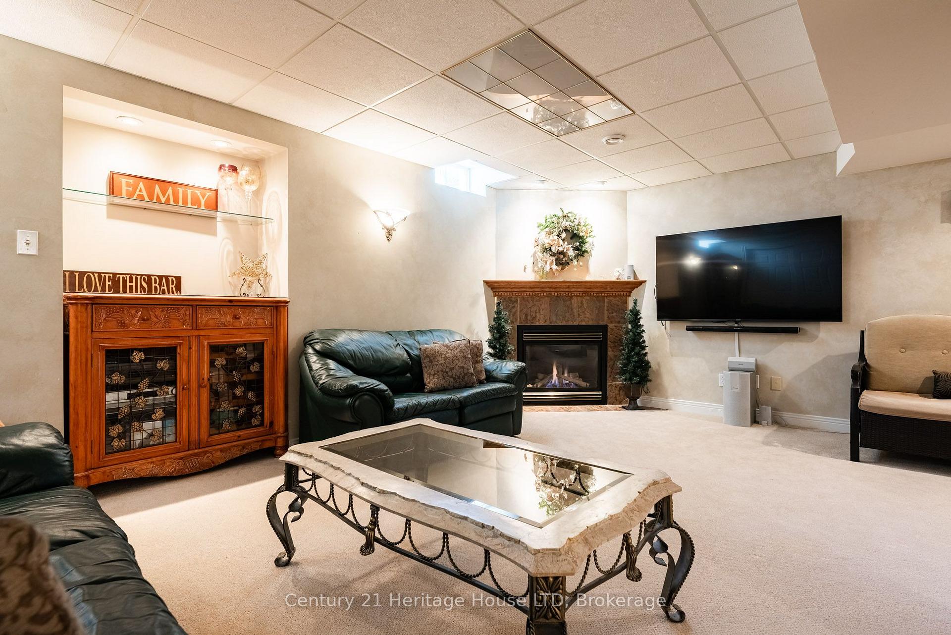 Photo 28 of 52 Farris Avenue, St. Catharines, Rykert/Vansickle — HOMEH