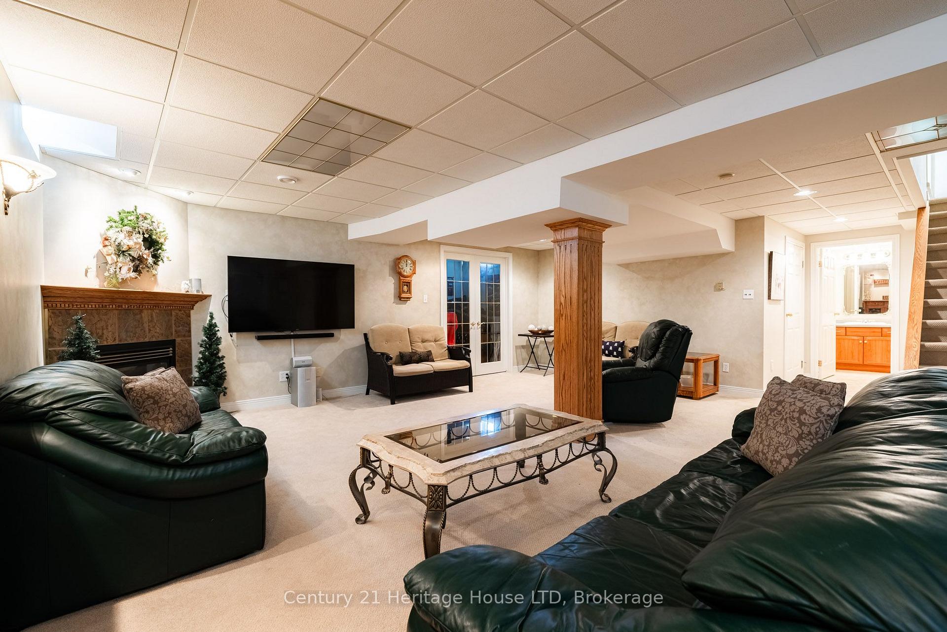 Photo 29 of 52 Farris Avenue, St. Catharines, Rykert/Vansickle — HOMEH