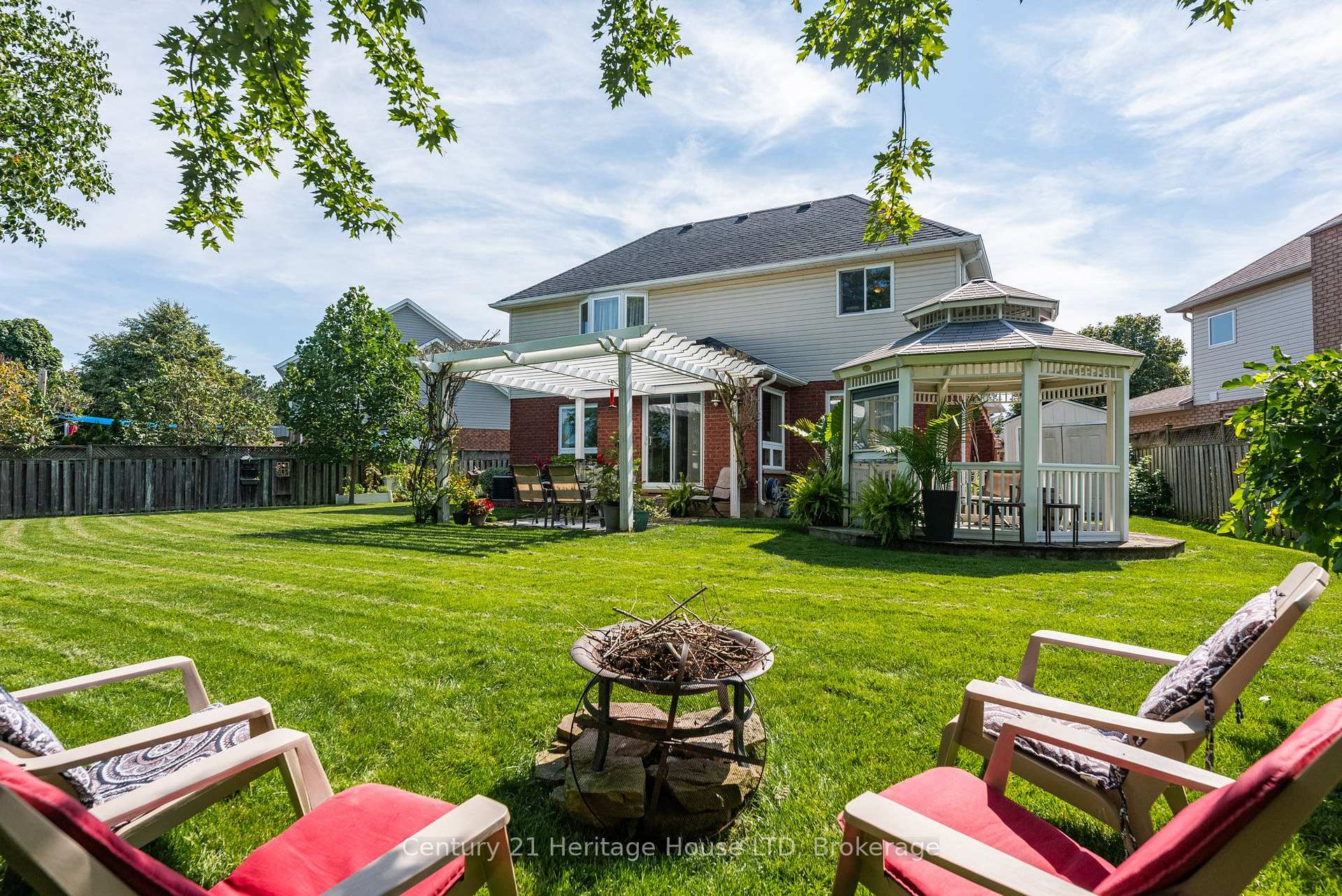 Photo 34 of 52 Farris Avenue, St. Catharines, Rykert/Vansickle — HOMEH