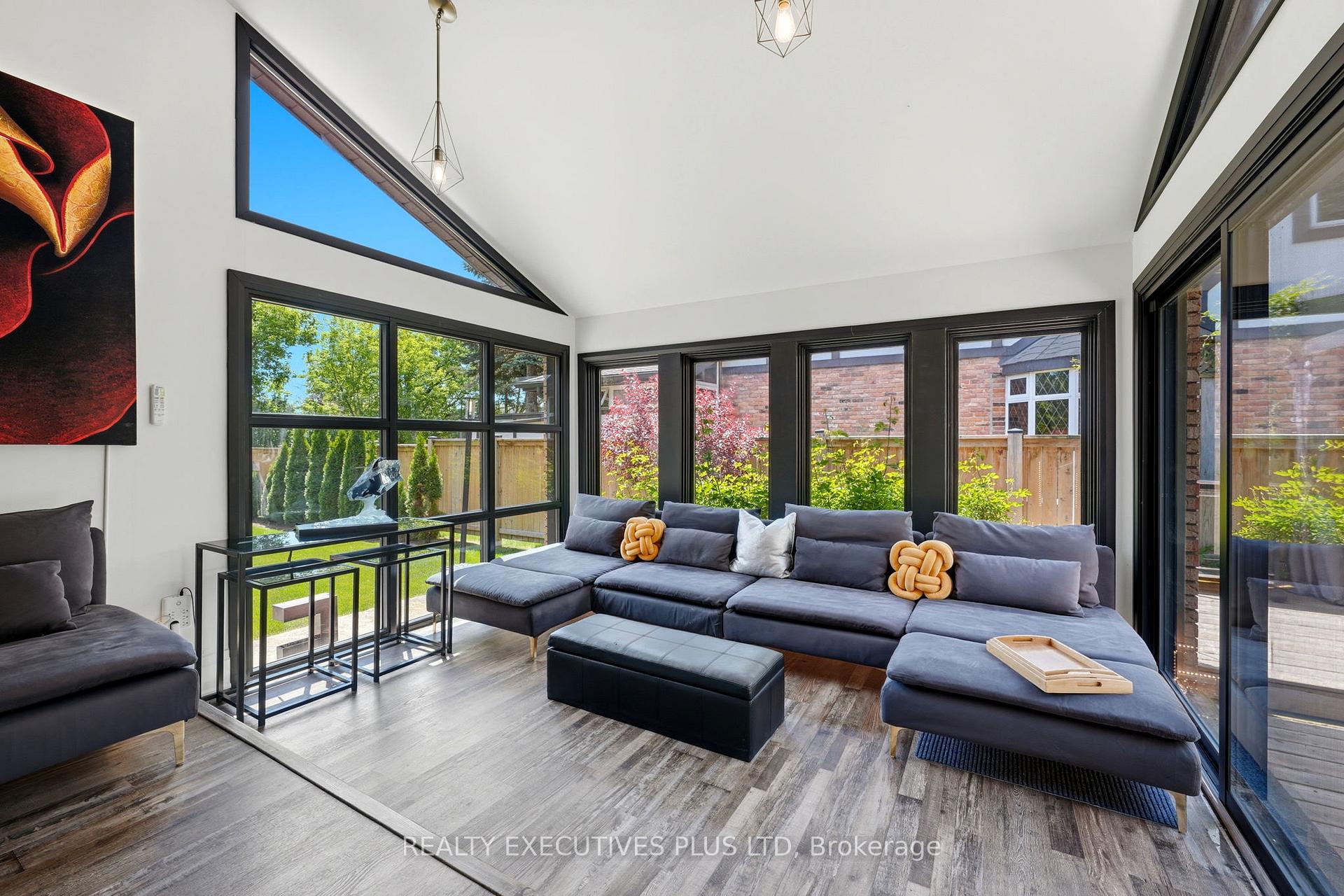 Photo 7 of 36 Lakeview Drive, Hamilton, Lakeshore — HOMEH