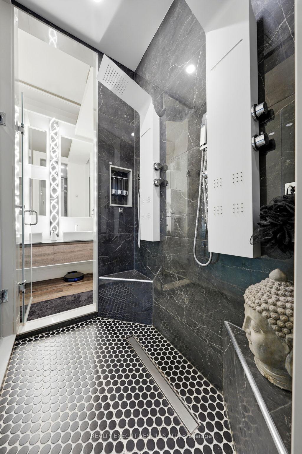 Photo 17 of 36 Lakeview Drive, Hamilton, Lakeshore — HOMEH