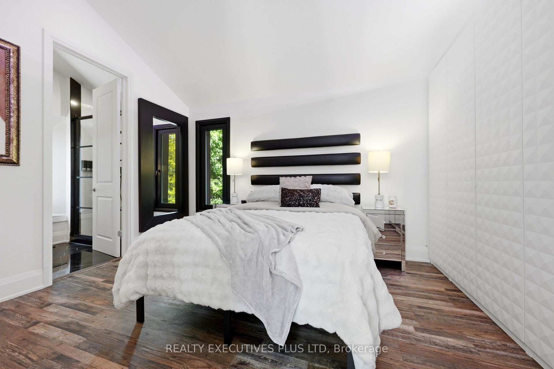 Photo 25 of 36 Lakeview Drive, Hamilton, Lakeshore — HOMEH