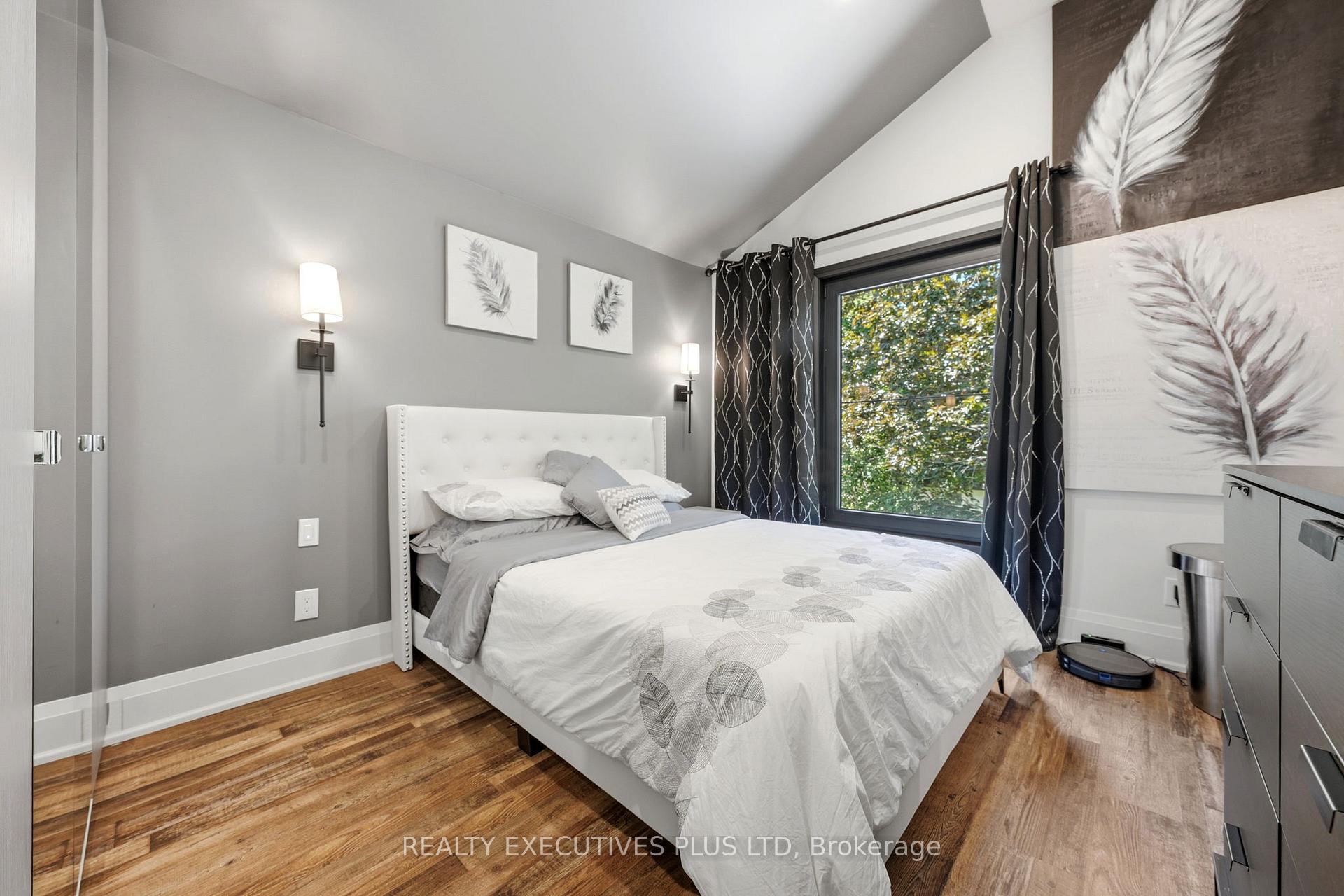 Photo 27 of 36 Lakeview Drive, Hamilton, Lakeshore — HOMEH