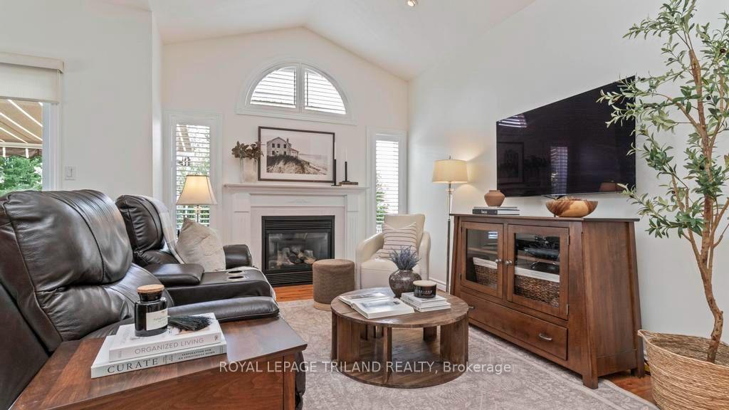 Photo 7 of 50 Red Clover Court, Middlesex Centre, Ilderton — HOMEH