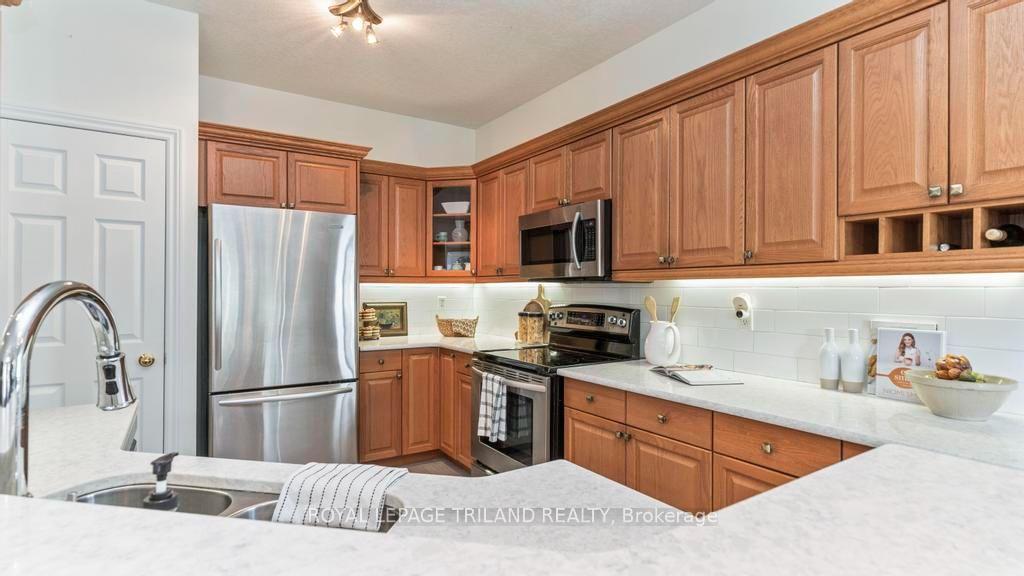 Photo 8 of 50 Red Clover Court, Middlesex Centre, Ilderton — HOMEH