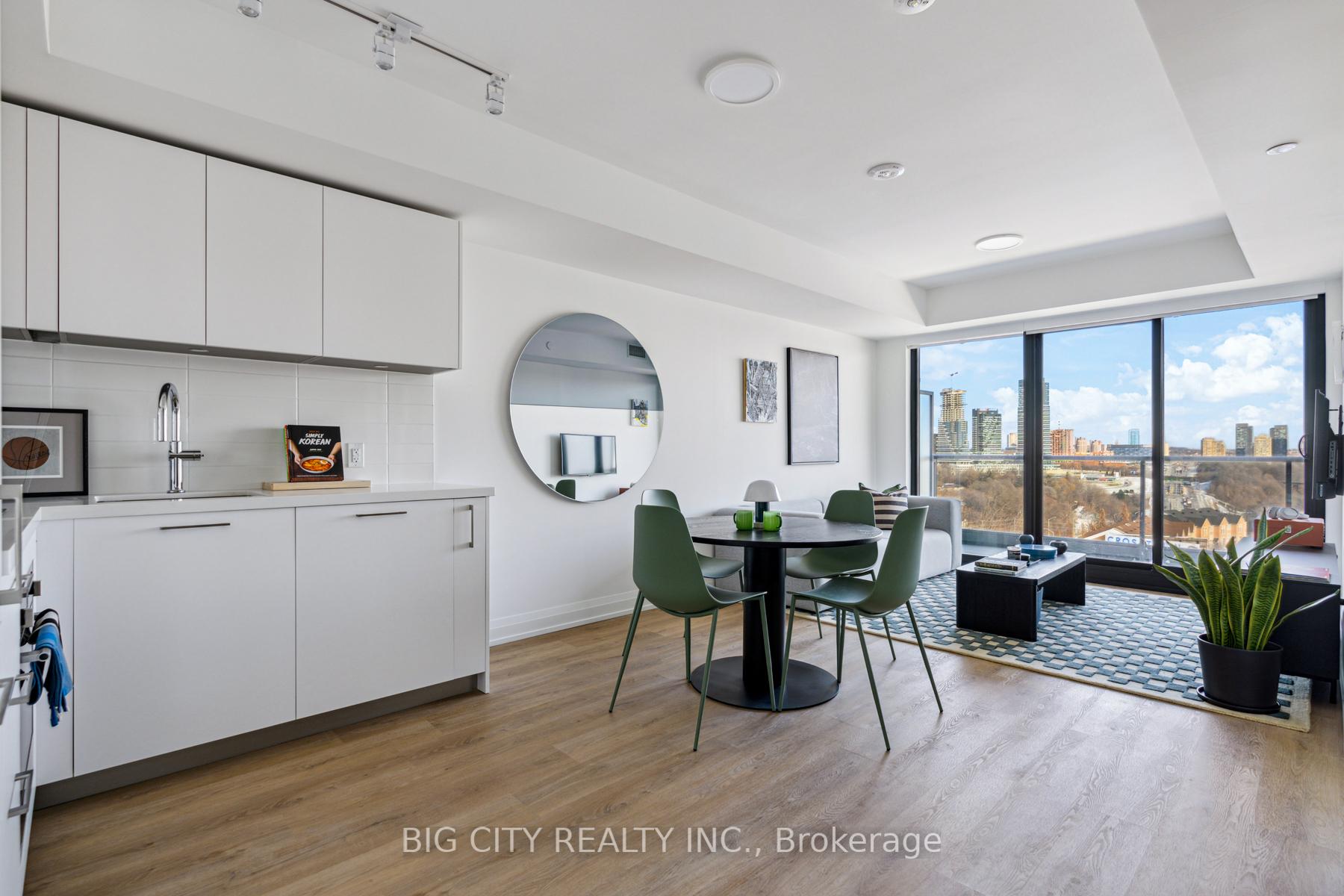 Photo 5 of Unit 815, 36 Brentcliffe Road, Toronto, Thorncliffe Park — HOMEH