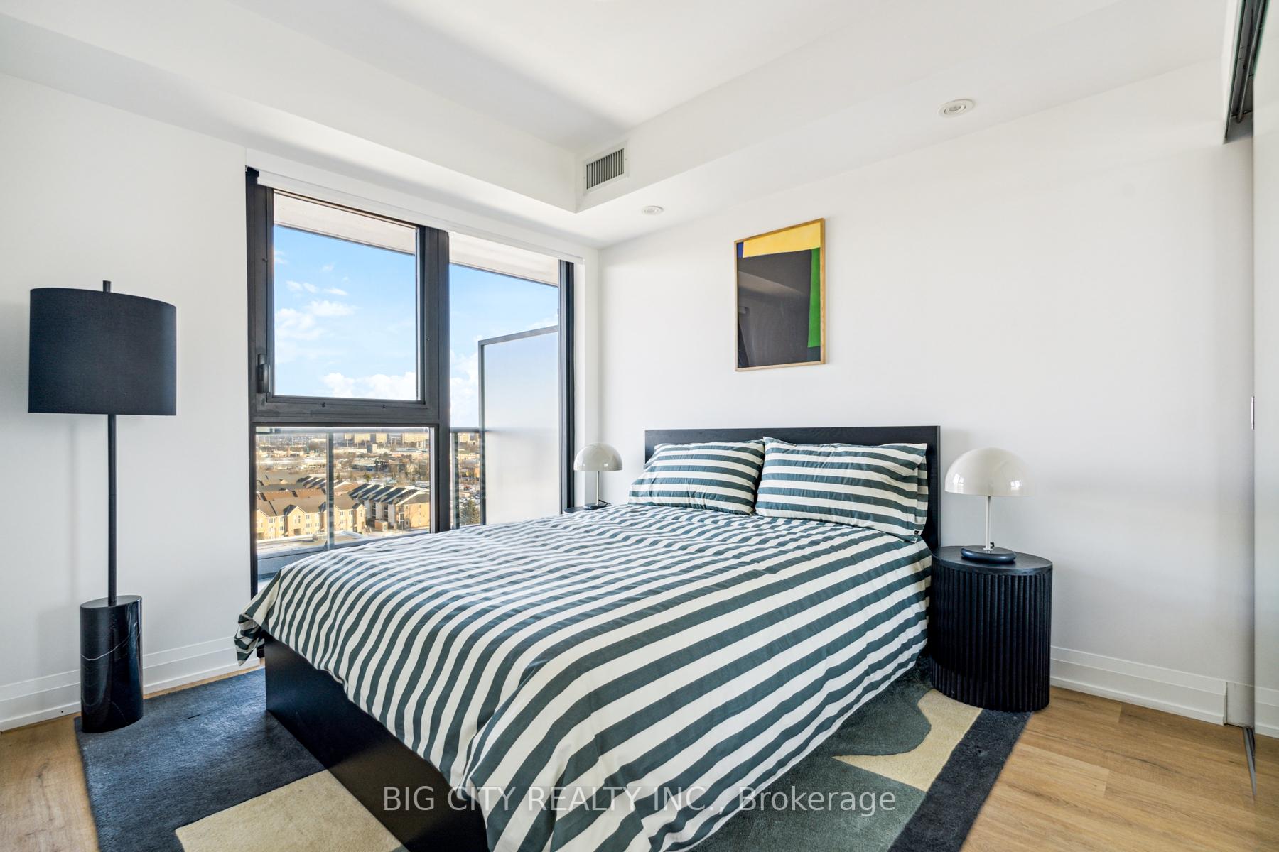 Photo 11 of Unit 815, 36 Brentcliffe Road, Toronto, Thorncliffe Park — HOMEH