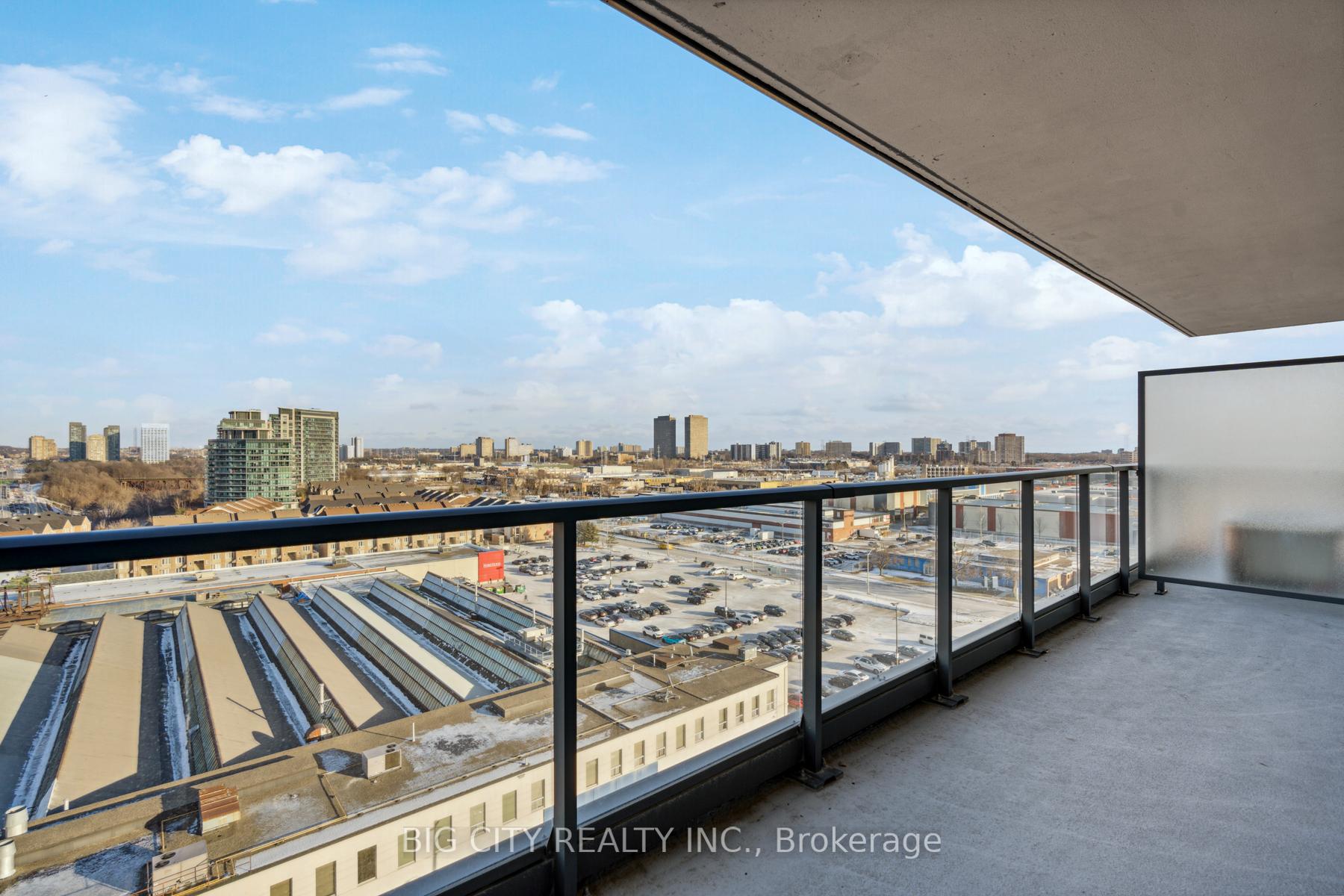Photo 14 of Unit 815, 36 Brentcliffe Road, Toronto, Thorncliffe Park — HOMEH