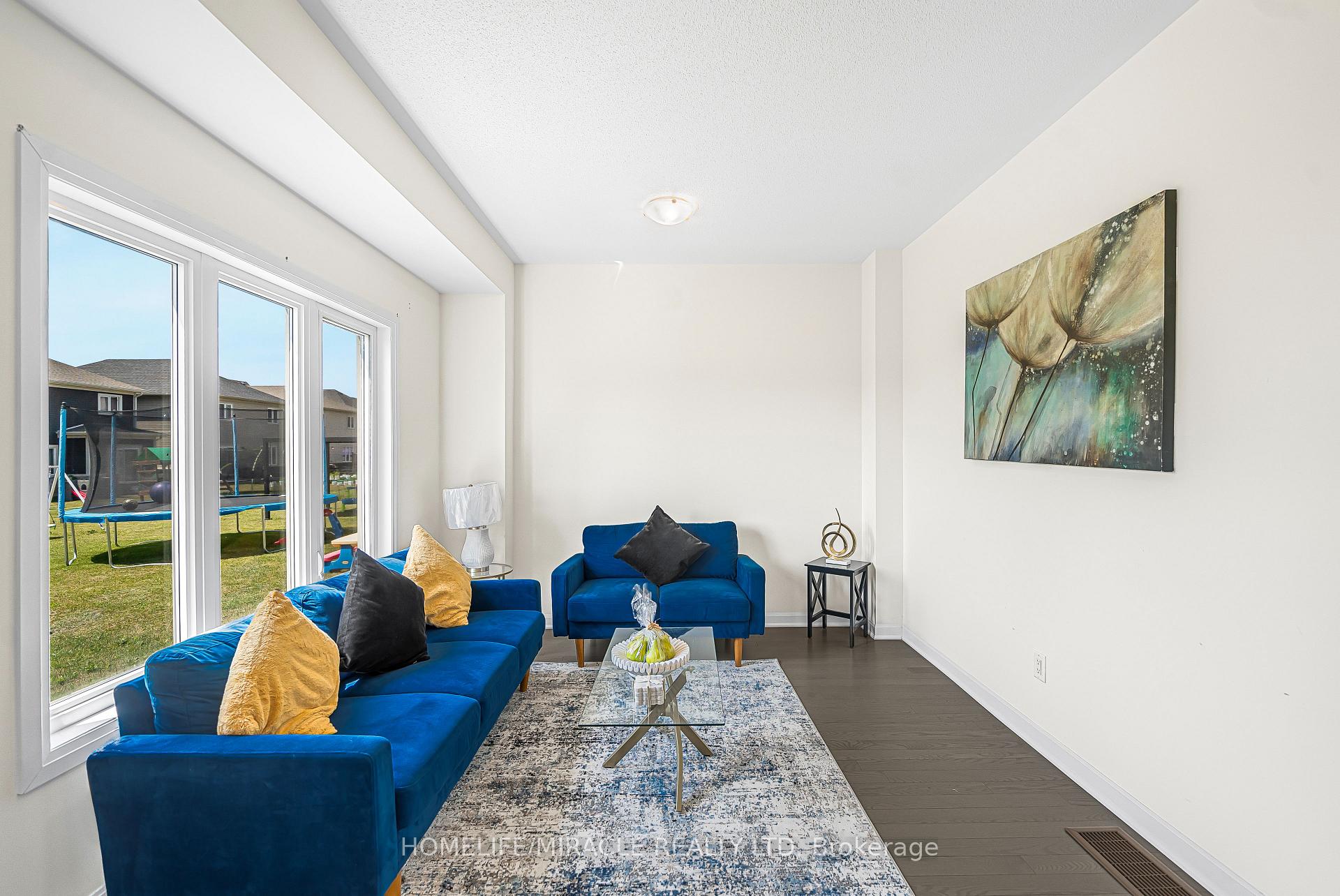 Photo 12 of 67 Oakmont Drive, Loyalist, Bath — HOMEH