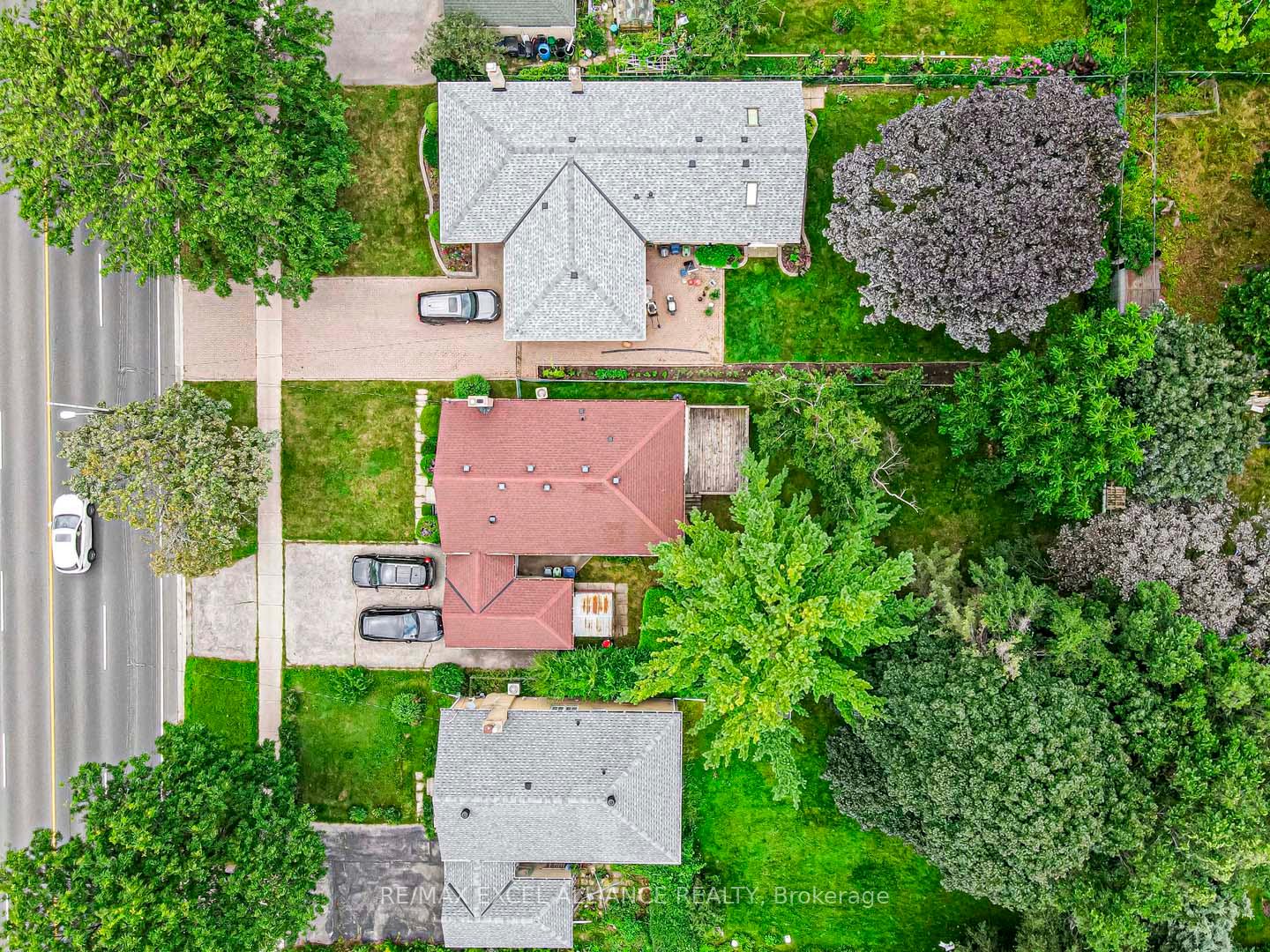 Photo 2 of 2242 Brimley Road, Scarborough, Agincourt South-Malvern West — HOMEH