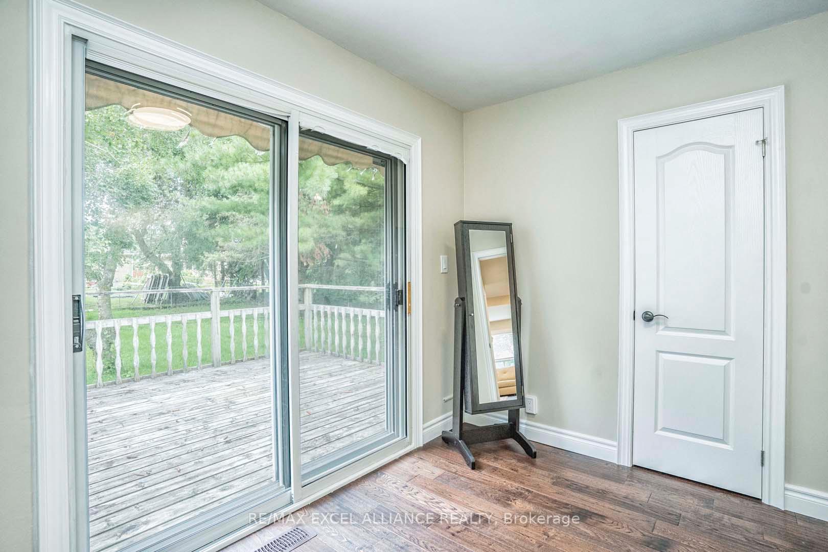 Photo 8 of 2242 Brimley Road, Scarborough, Agincourt South-Malvern West — HOMEH