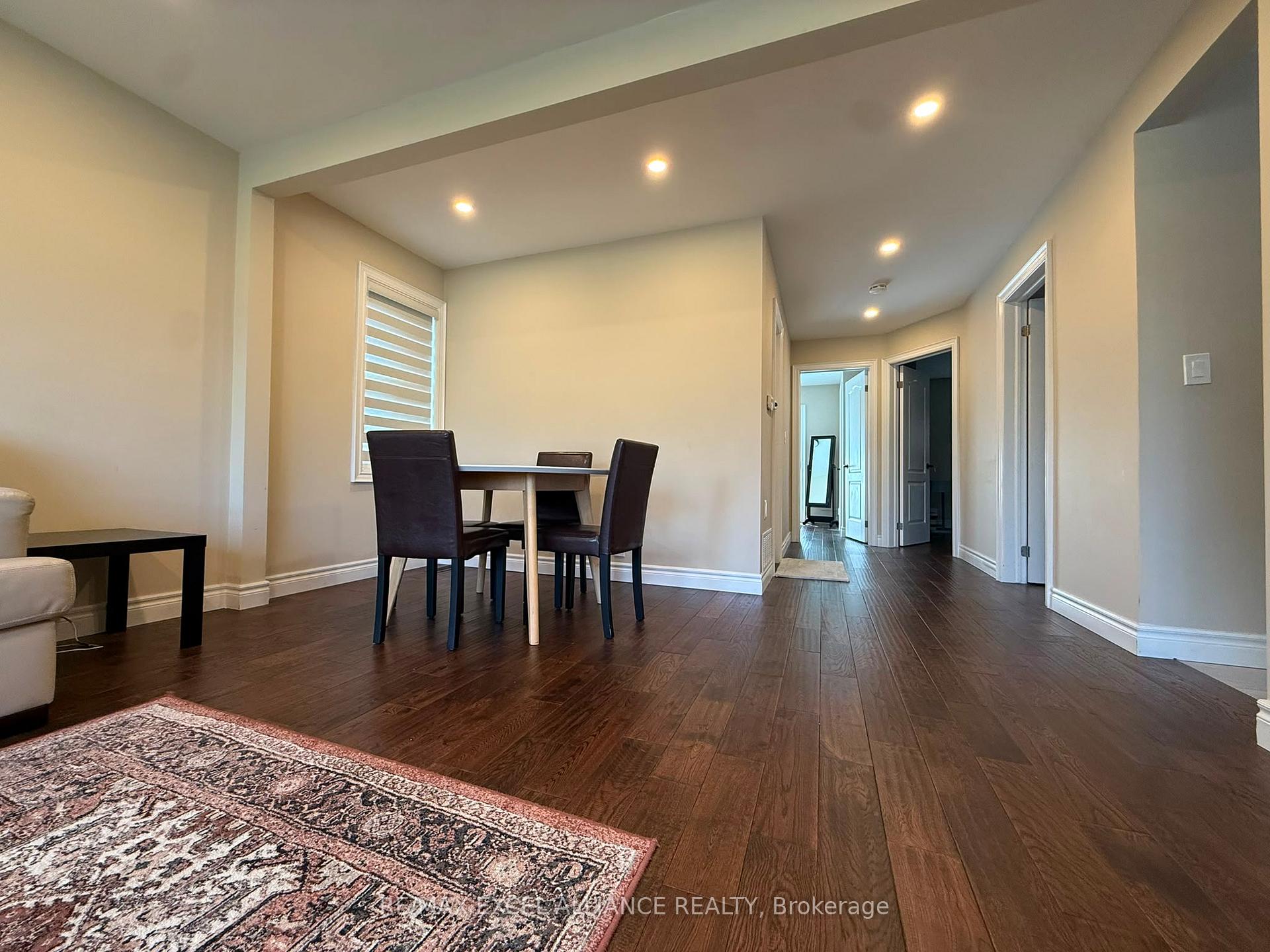 Photo 10 of 2242 Brimley Road, Scarborough, Agincourt South-Malvern West — HOMEH