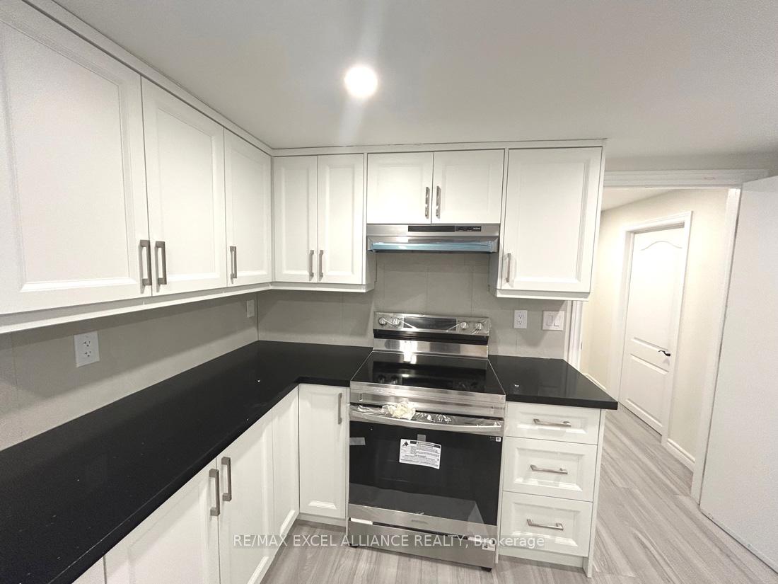 Photo 24 of 2242 Brimley Road, Scarborough, Agincourt South-Malvern West — HOMEH