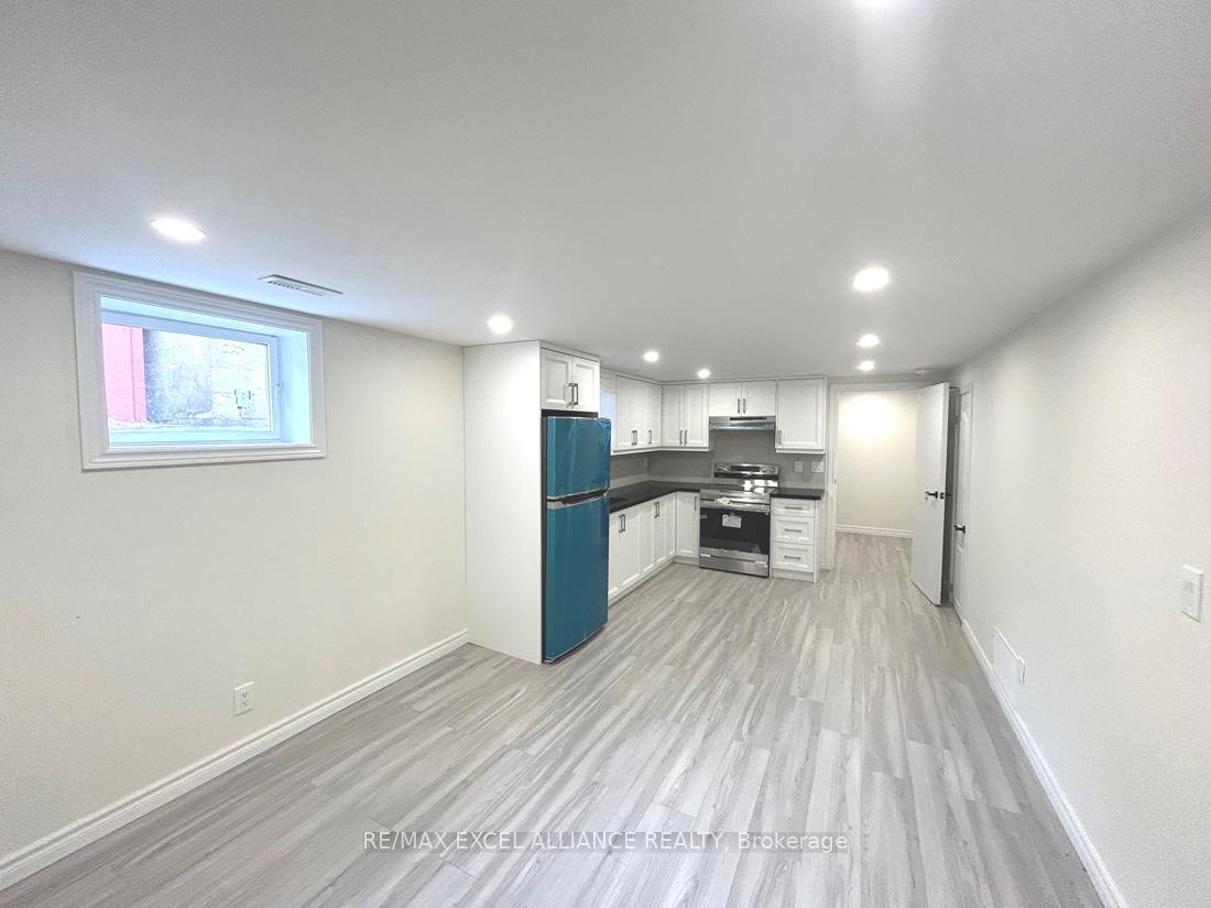 Photo 25 of 2242 Brimley Road, Scarborough, Agincourt South-Malvern West — HOMEH