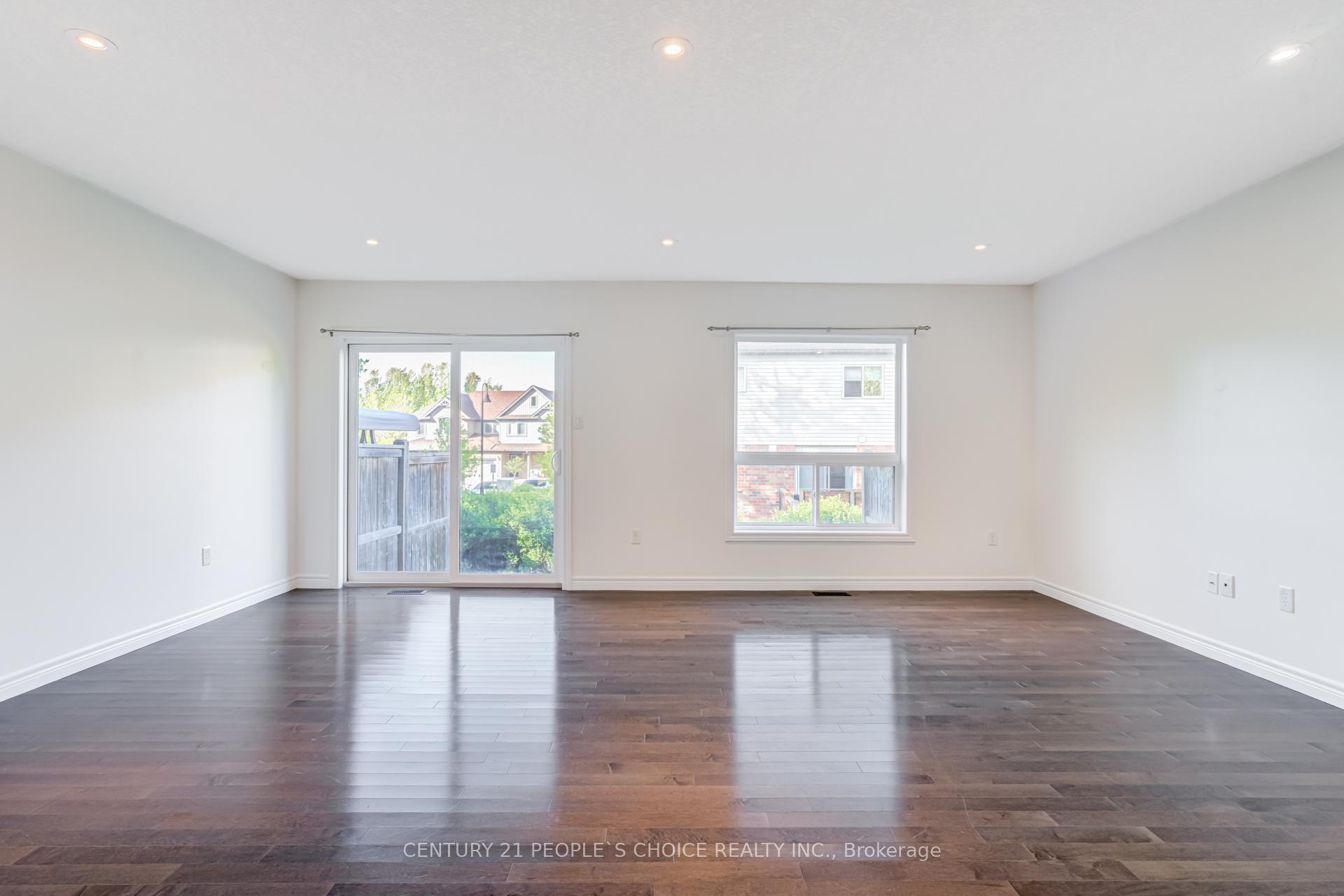Photo 10 of Unit 15, 66 Eastview Road, Guelph, Grange Road — HOMEH