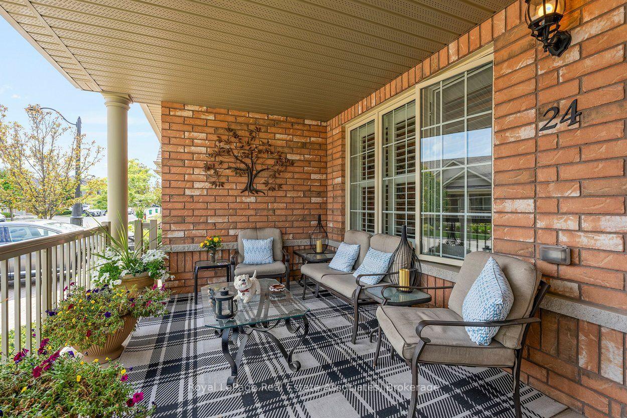 Photo 3 of 24 Lacorra Way, Brampton, Sandringham-Wellington — HOMEH