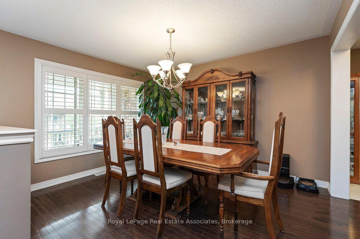 Photo 5 of 24 Lacorra Way, Brampton, Sandringham-Wellington — HOMEH