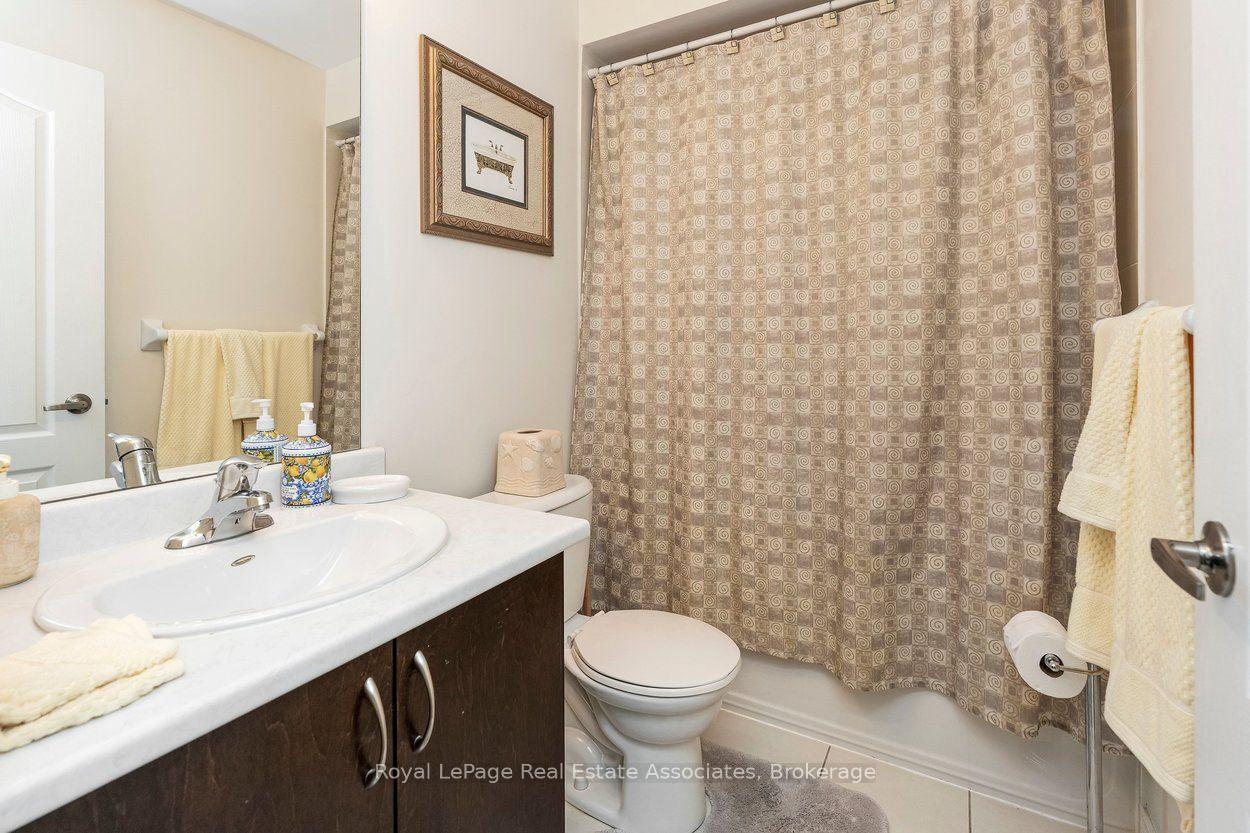 Photo 24 of 24 Lacorra Way, Brampton, Sandringham-Wellington — HOMEH